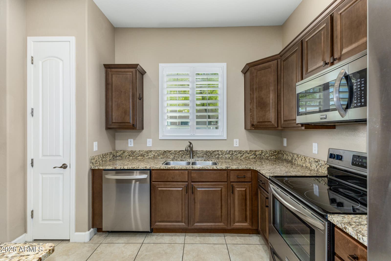 1367 S COUNTRY CLUB Drive 1187, Mesa, AZ 85210 — photo 11 of 38