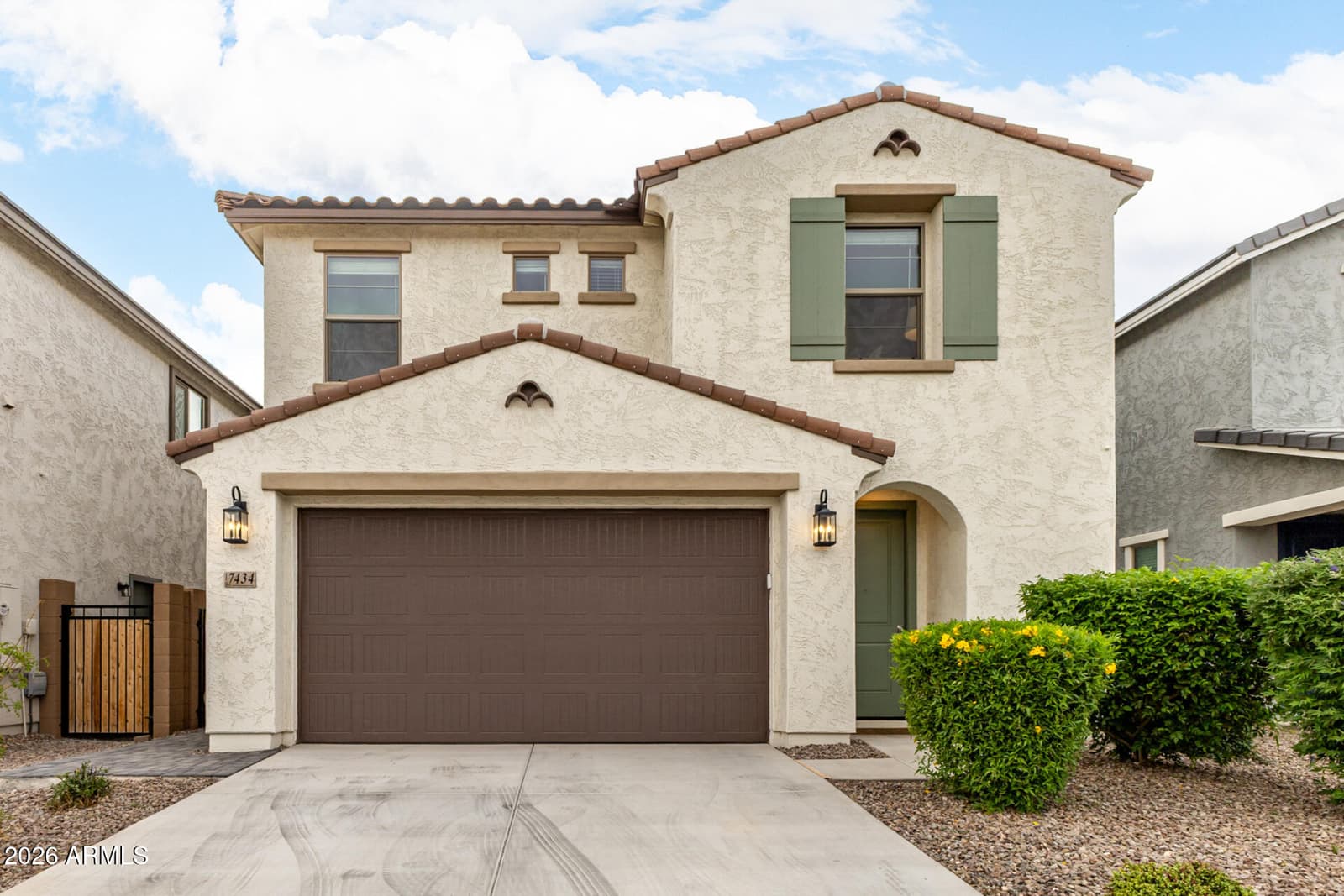 7434 W NORTHVIEW Avenue, Glendale, AZ 85303 — photo 2 of 55