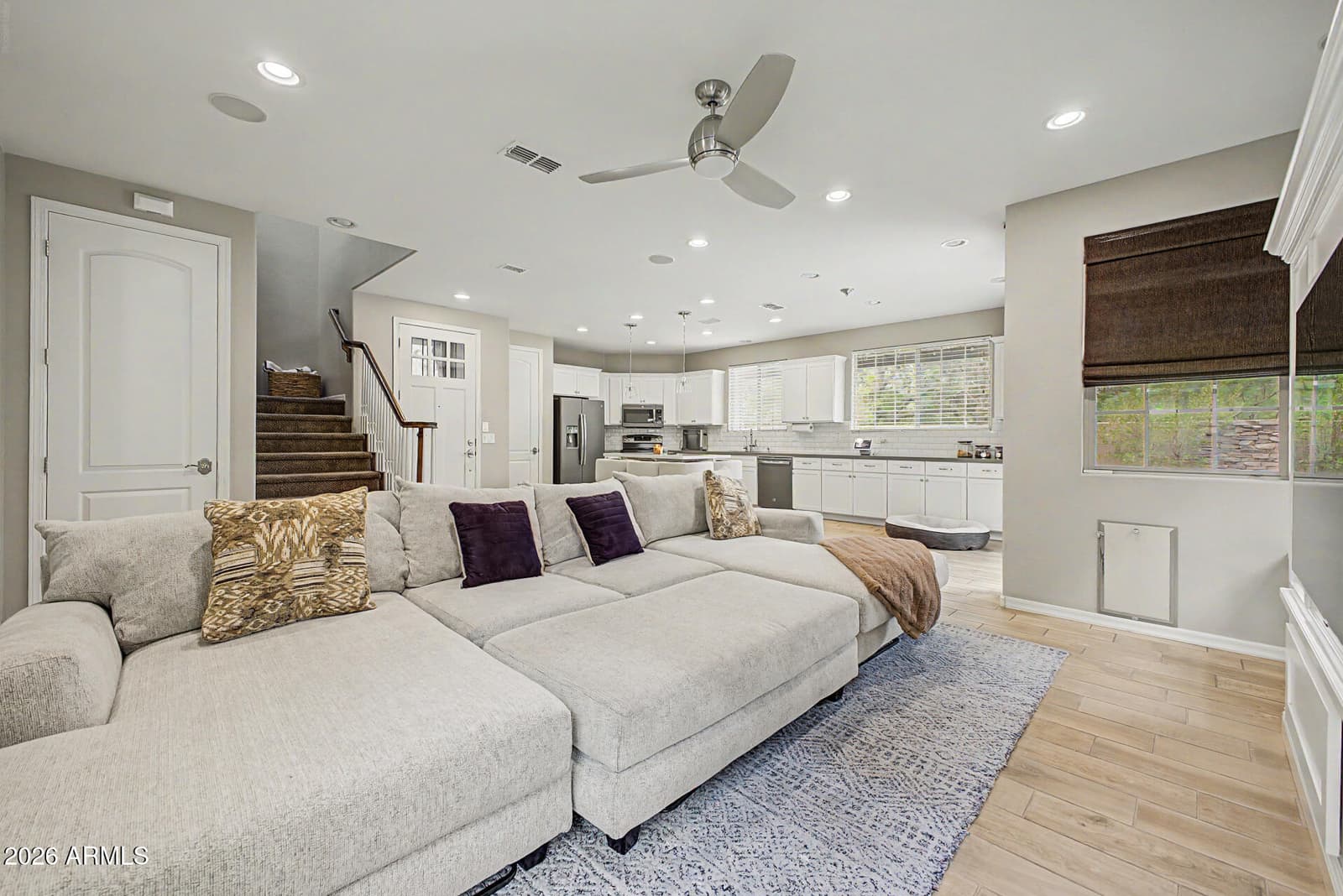15918 S 11th Way, Phoenix, AZ 85048 — photo 5 of 32