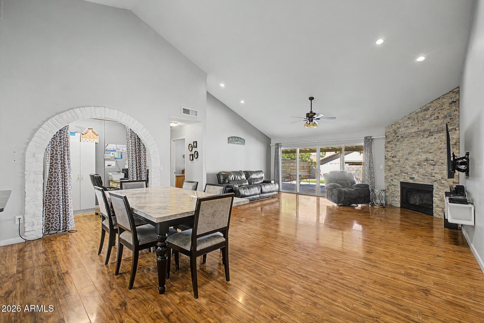 12102 N 79th Avenue, Peoria, AZ 85345 — photo 4 of 29