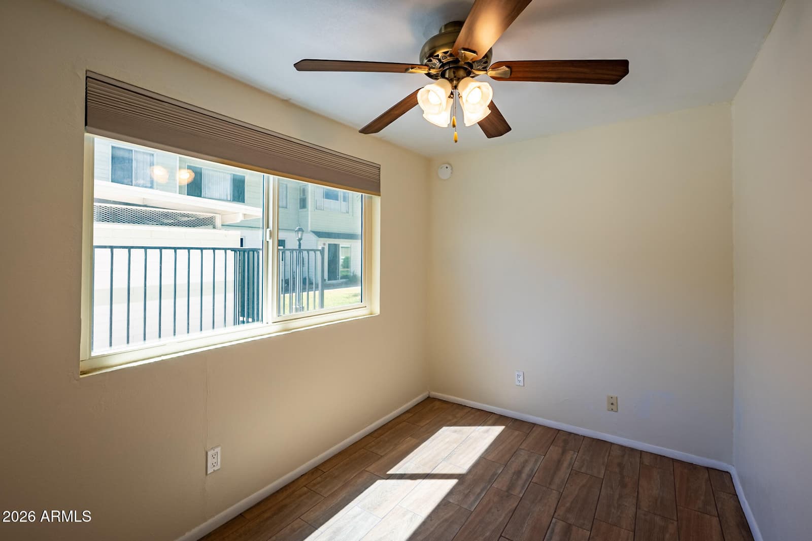 2569 W Berridge Lane D-115, Phoenix, AZ 85017 — photo 11 of 27