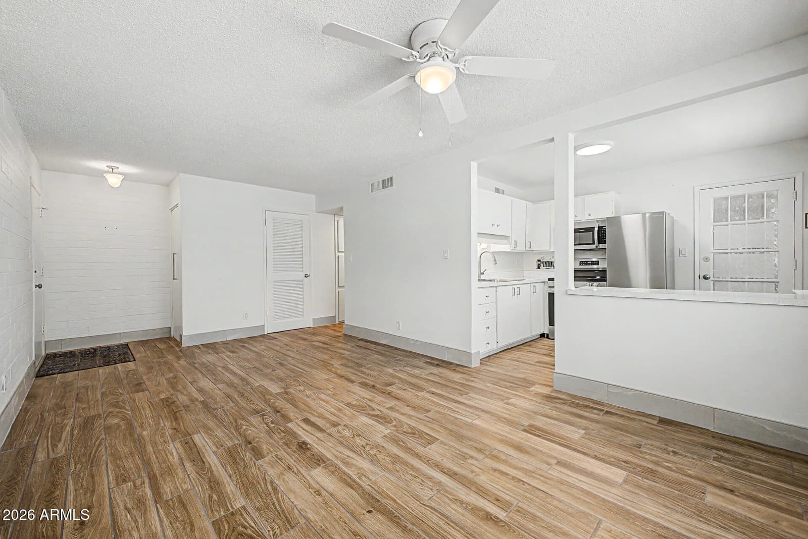 2633 W Rose Lane B114, Phoenix, AZ 85017 — photo 3 of 24