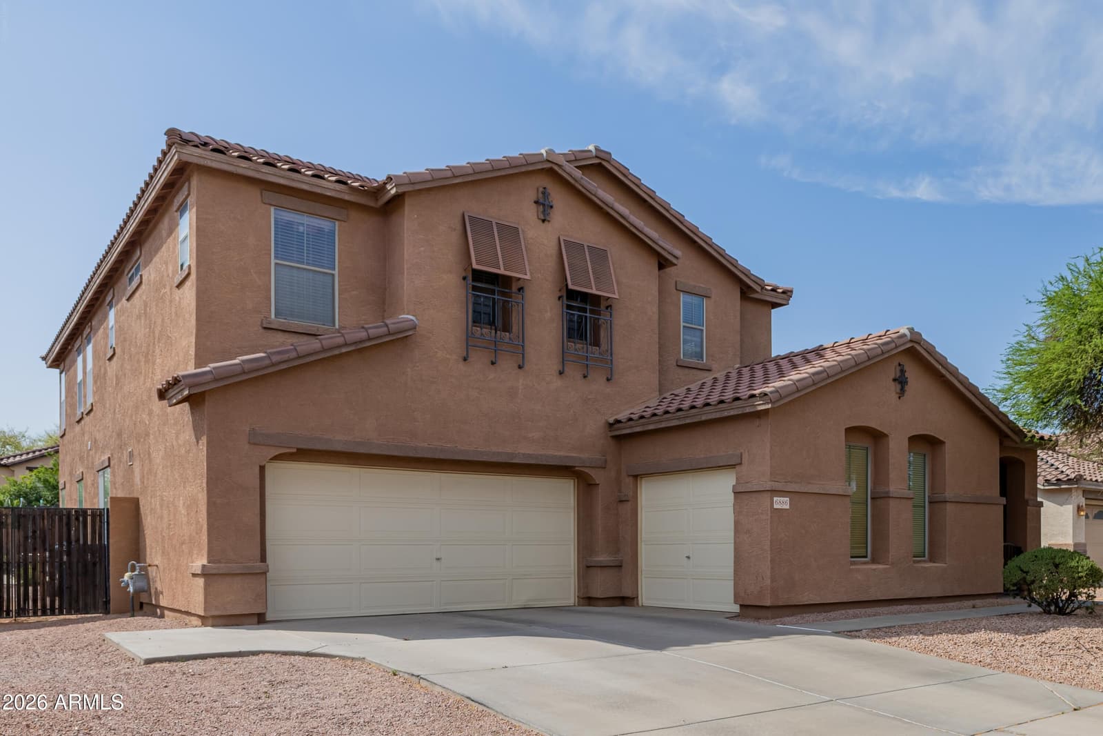6886 S Emerald Place, Chandler, AZ 85249 — photo 4 of 44