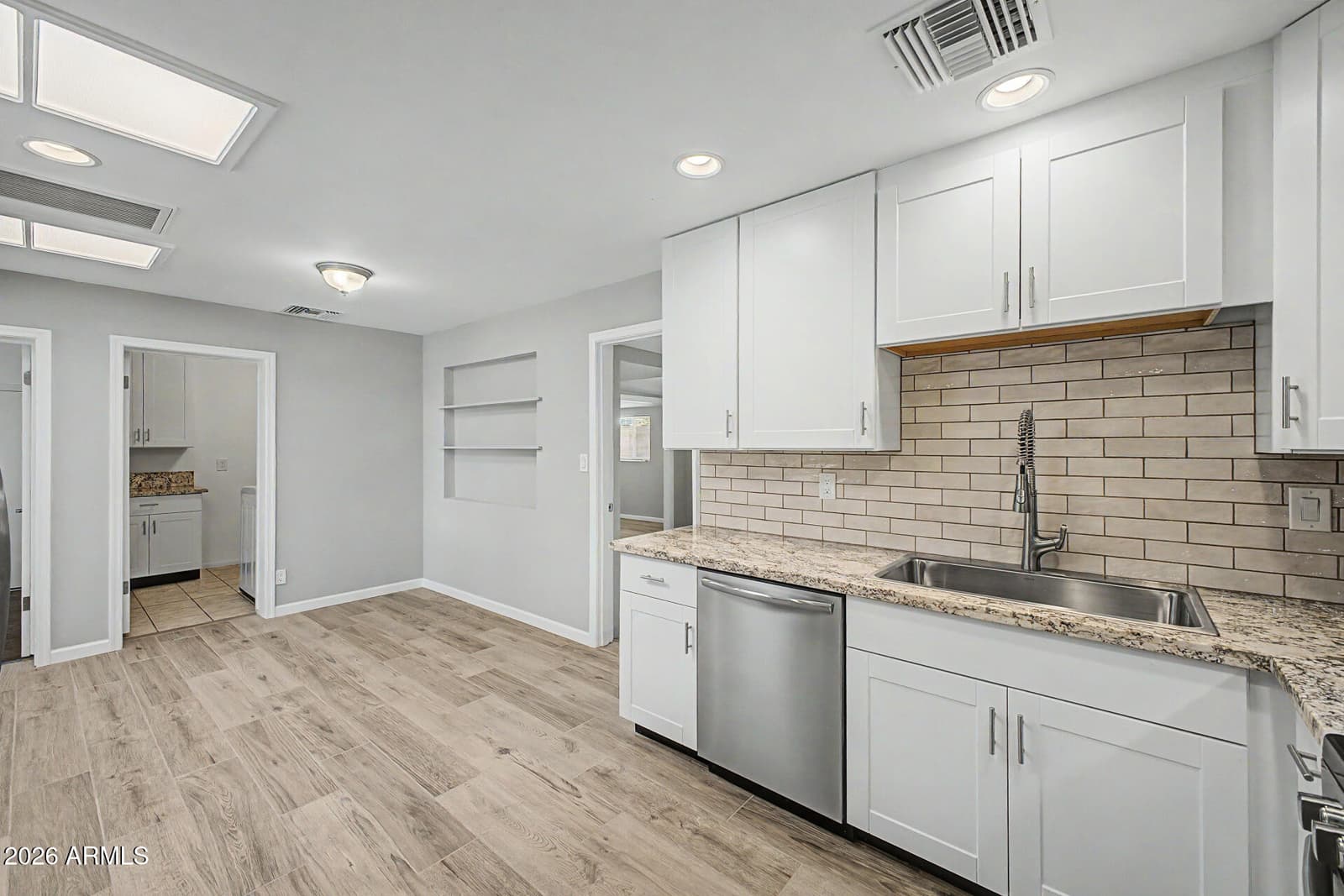 1101 W 10th Street, Tempe, AZ 85281 — photo 7 of 29