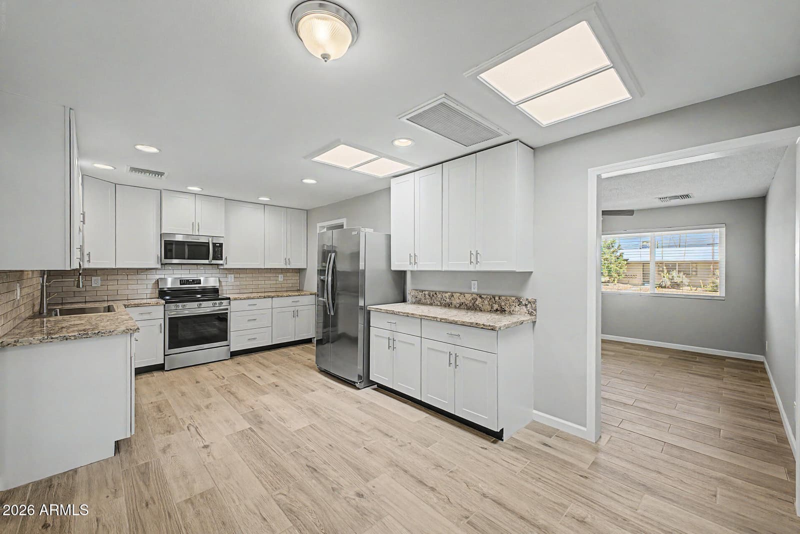 1101 W 10th Street, Tempe, AZ 85281 — photo 9 of 29