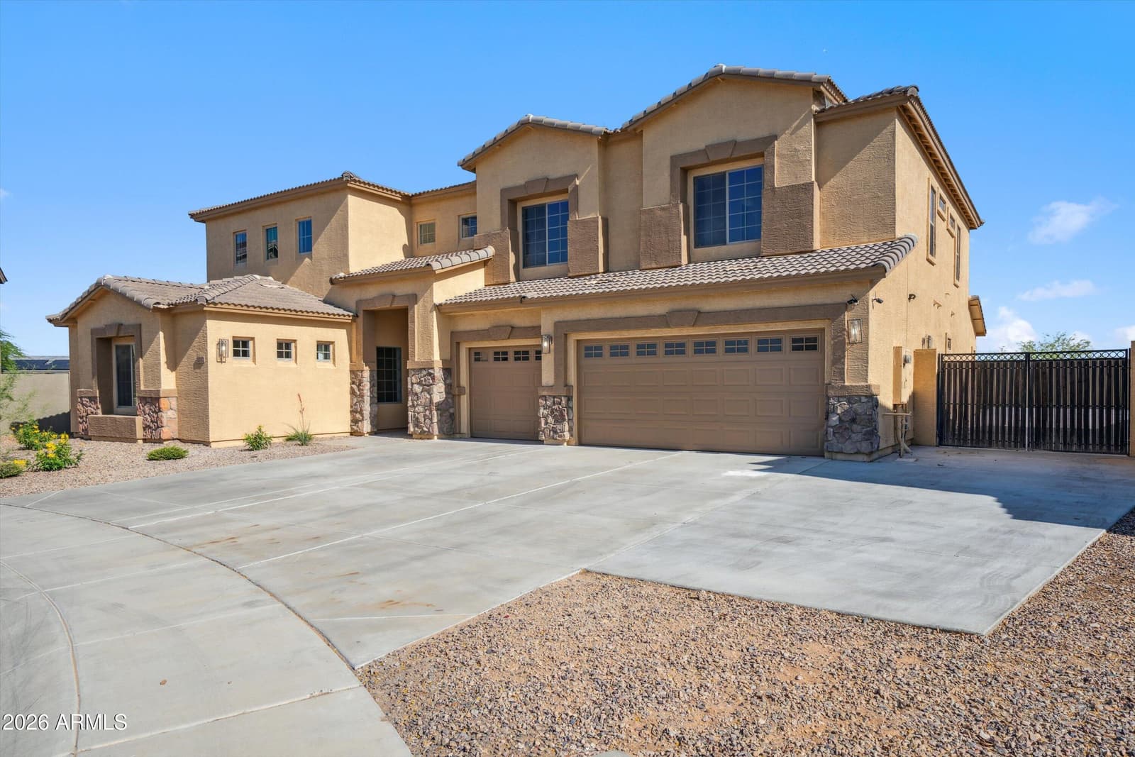 1712 E JOELLE Drive, Casa Grande, AZ 85122 — photo 4 of 53