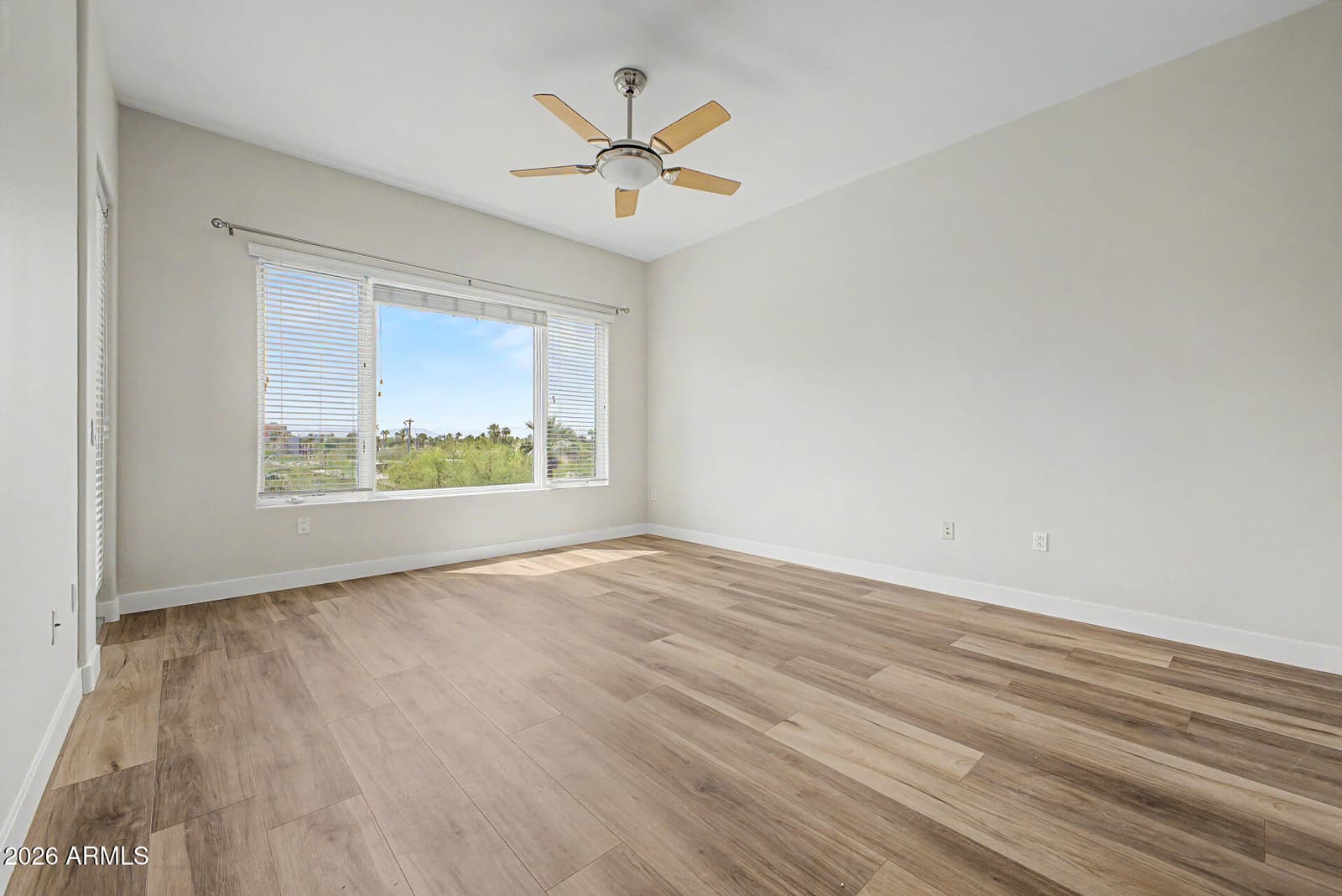 16 W ENCANTO Boulevard 312, Phoenix, AZ 85003 — photo 16 of 52