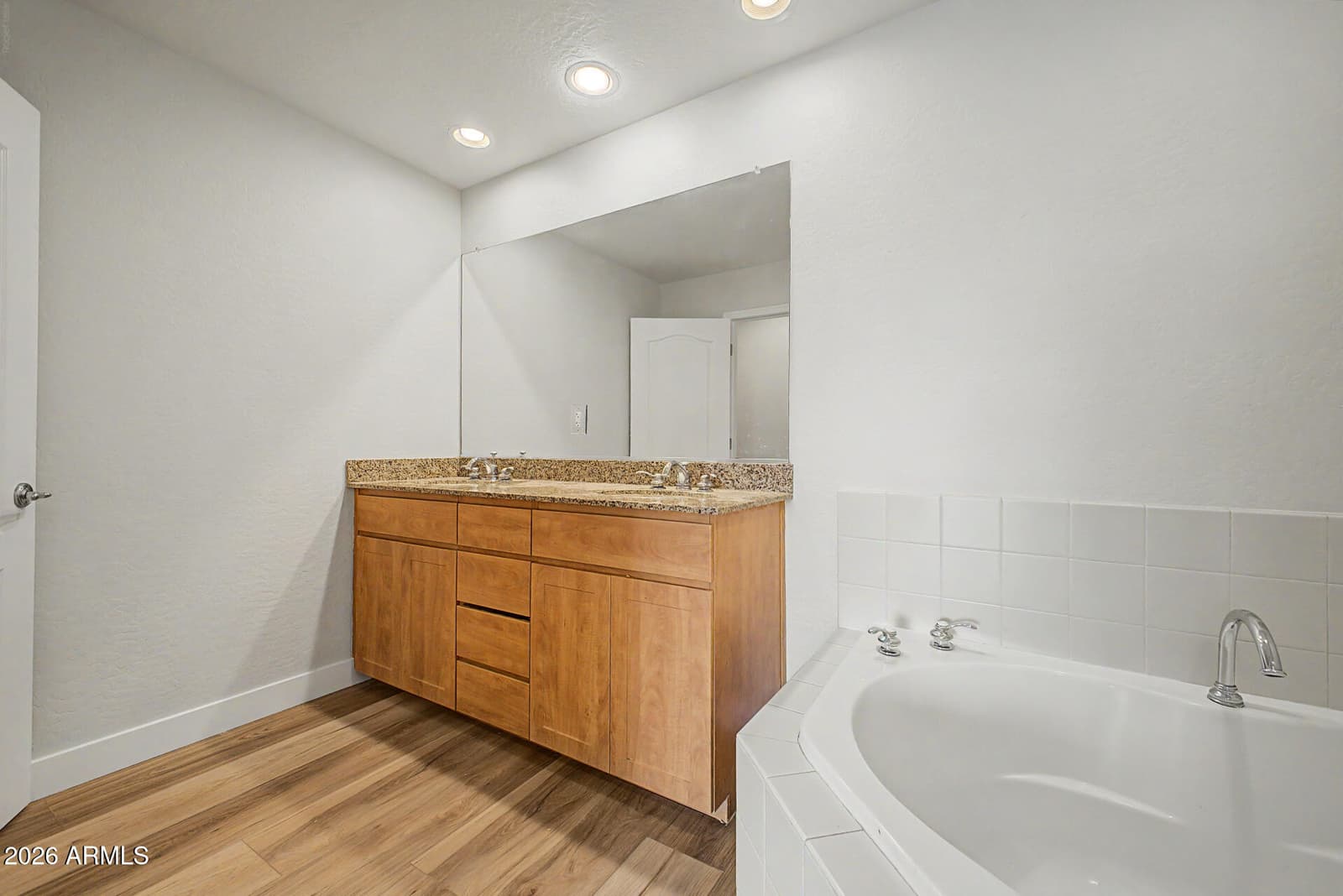 16 W ENCANTO Boulevard 312, Phoenix, AZ 85003 — photo 20 of 52