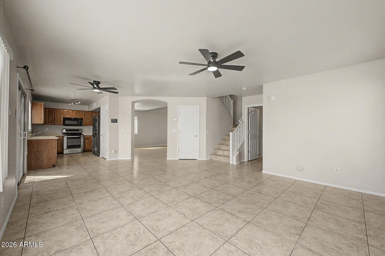 414 S 113TH Avenue, Avondale, AZ 85323 — photo 9 of 37