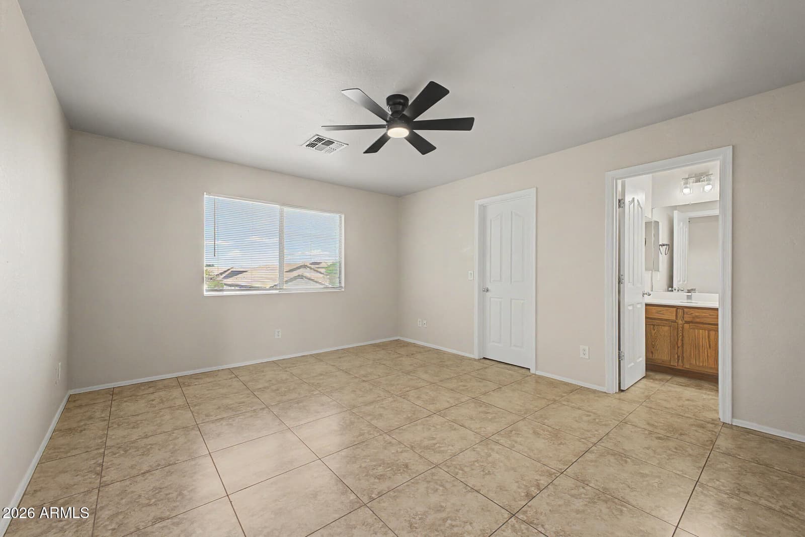 414 S 113TH Avenue, Avondale, AZ 85323 — photo 14 of 37