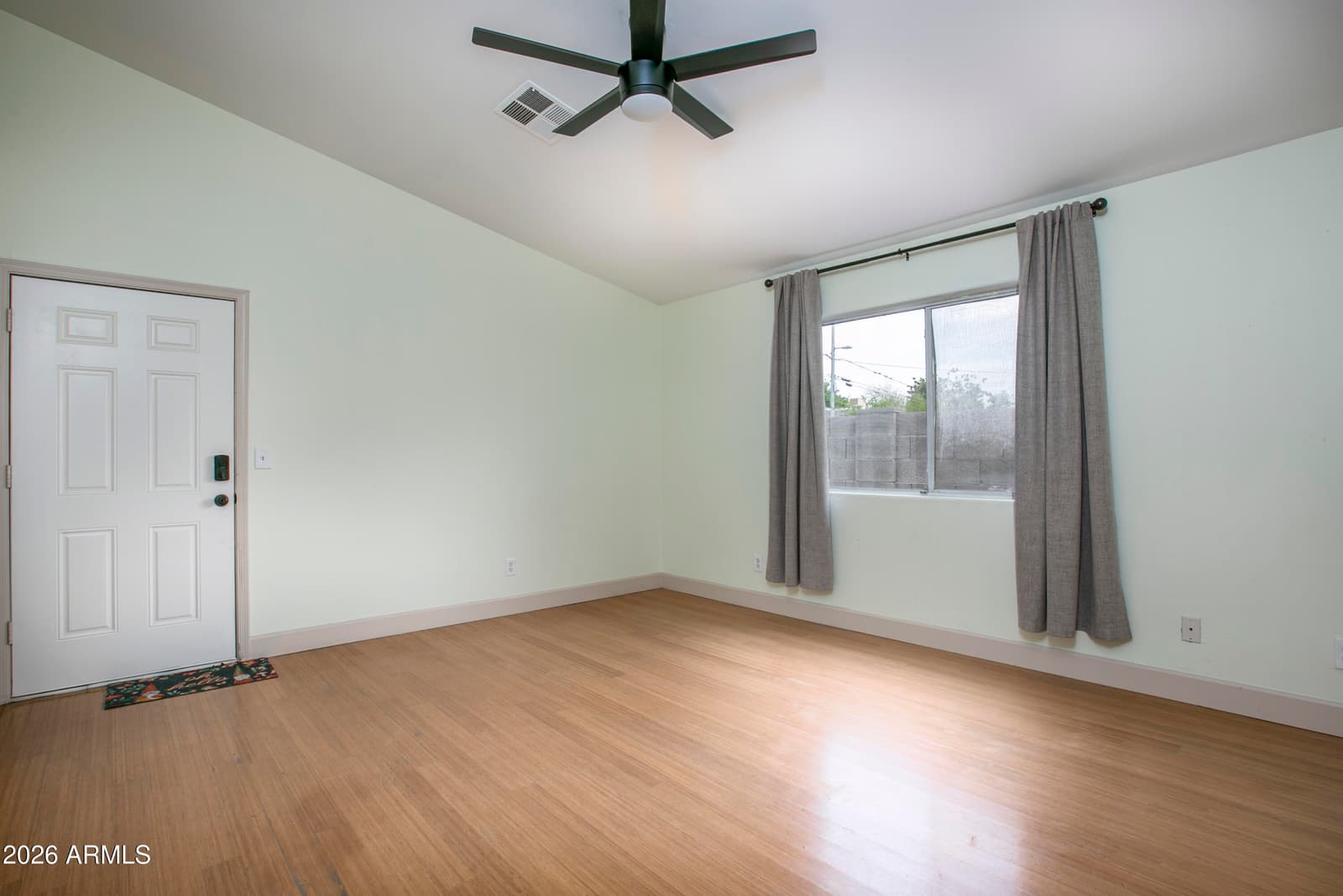 1502 E WHITTON Avenue, Phoenix, AZ 85014 — photo 12 of 23