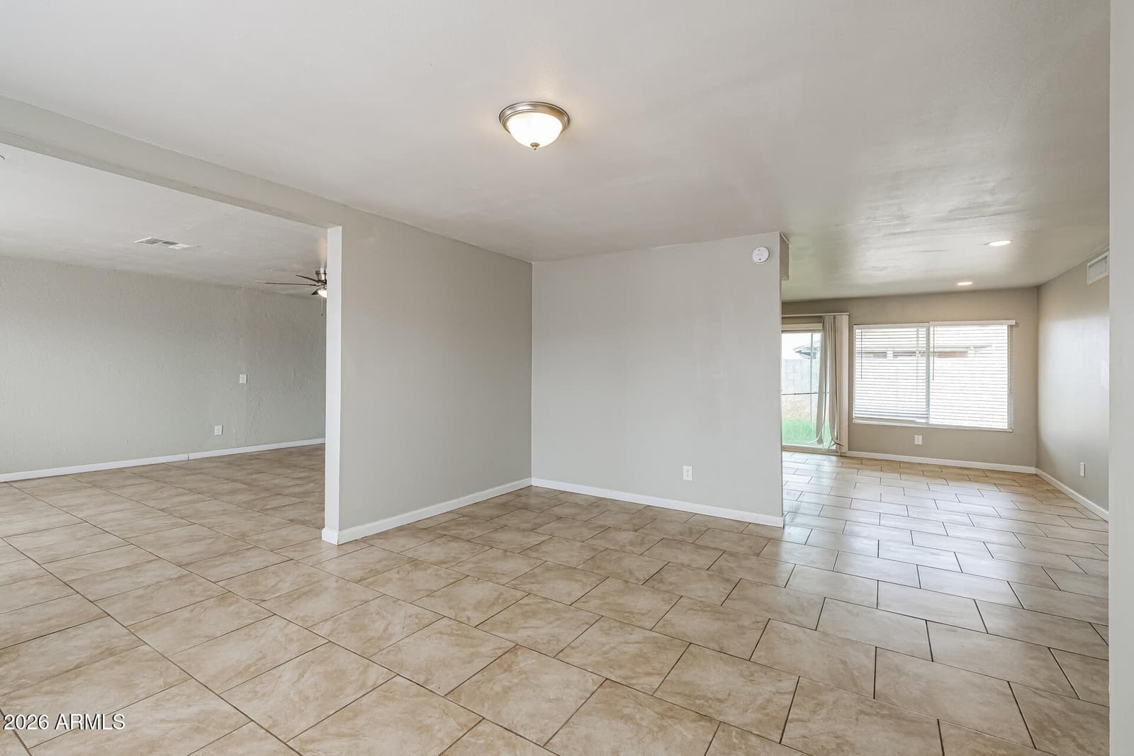 5608 W ALICE Avenue, Glendale, AZ 85302 — photo 5 of 21