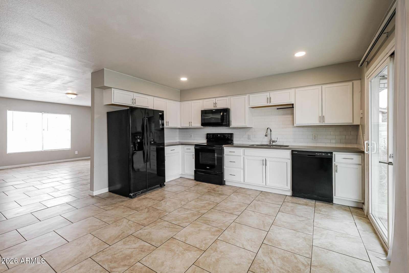 5608 W ALICE Avenue, Glendale, AZ 85302 — photo 12 of 21