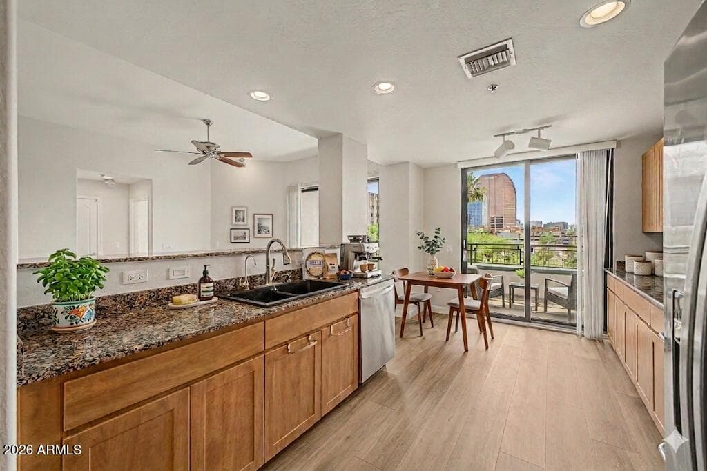16 W ENCANTO Boulevard 312, Phoenix, AZ 85003 — photo 2 of 52