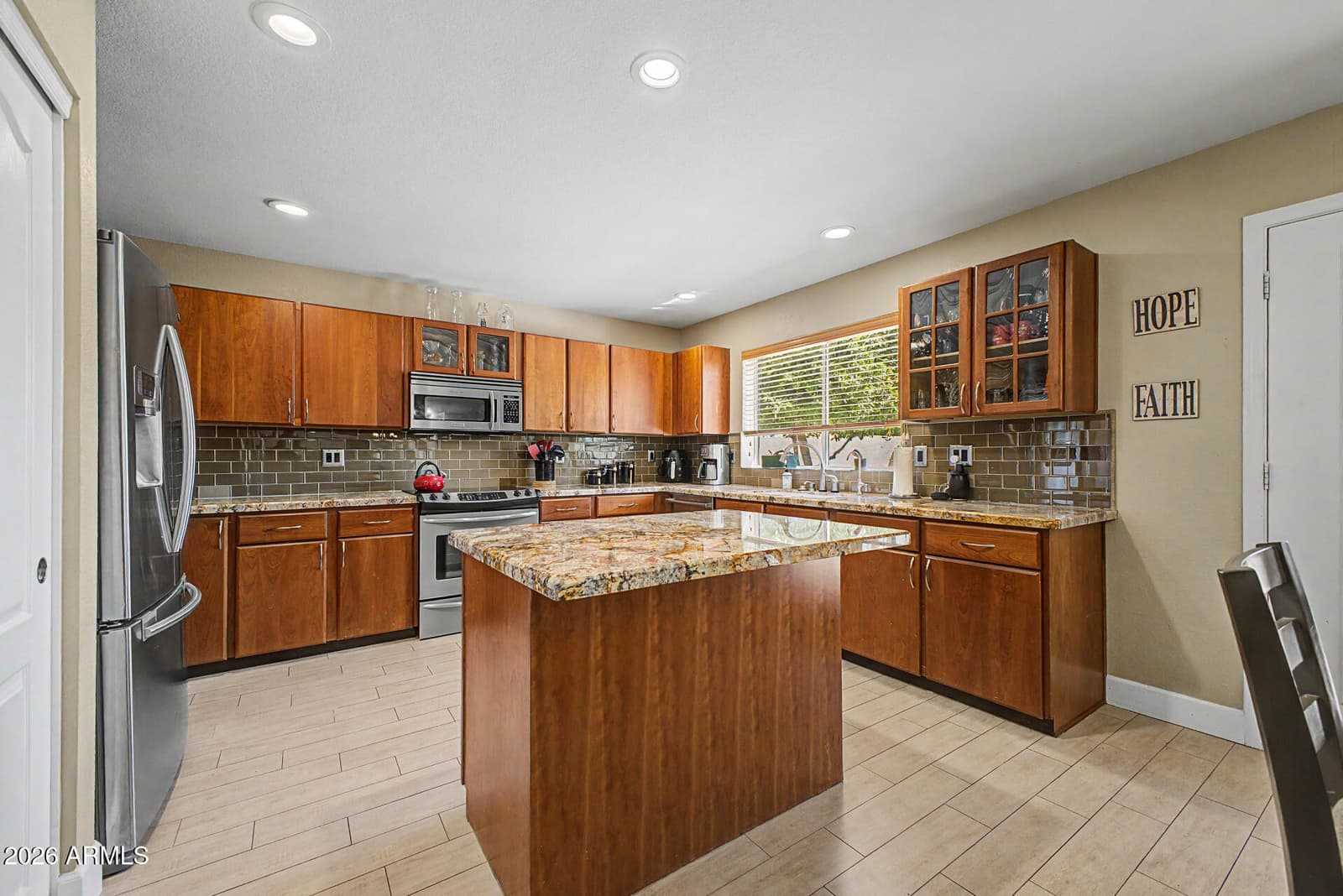 1162 E SHEFFIELD Avenue, Chandler, AZ 85225 — photo 11 of 42