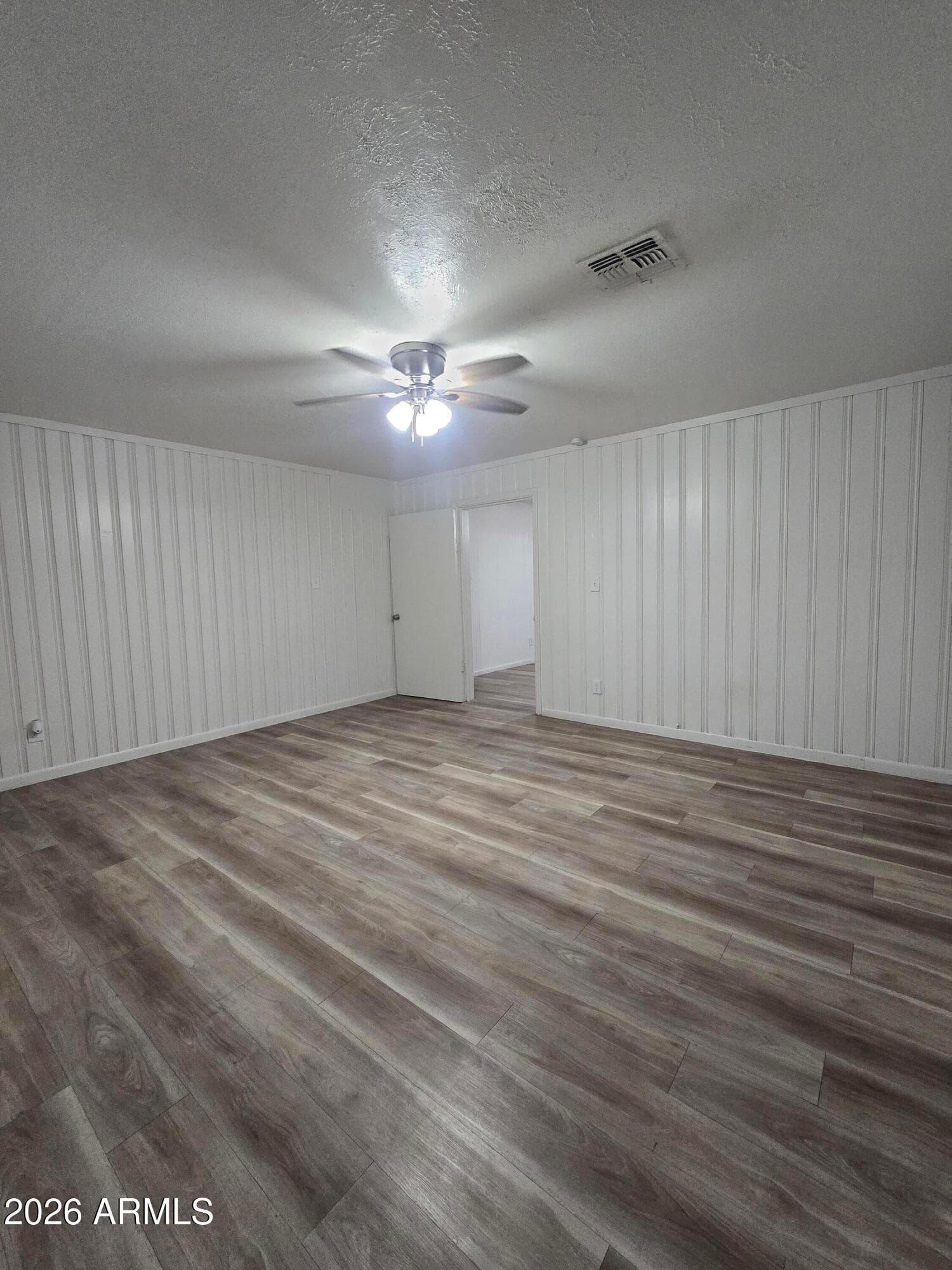 4924 W Catalina Drive, Phoenix, AZ 85031 — photo 10 of 26