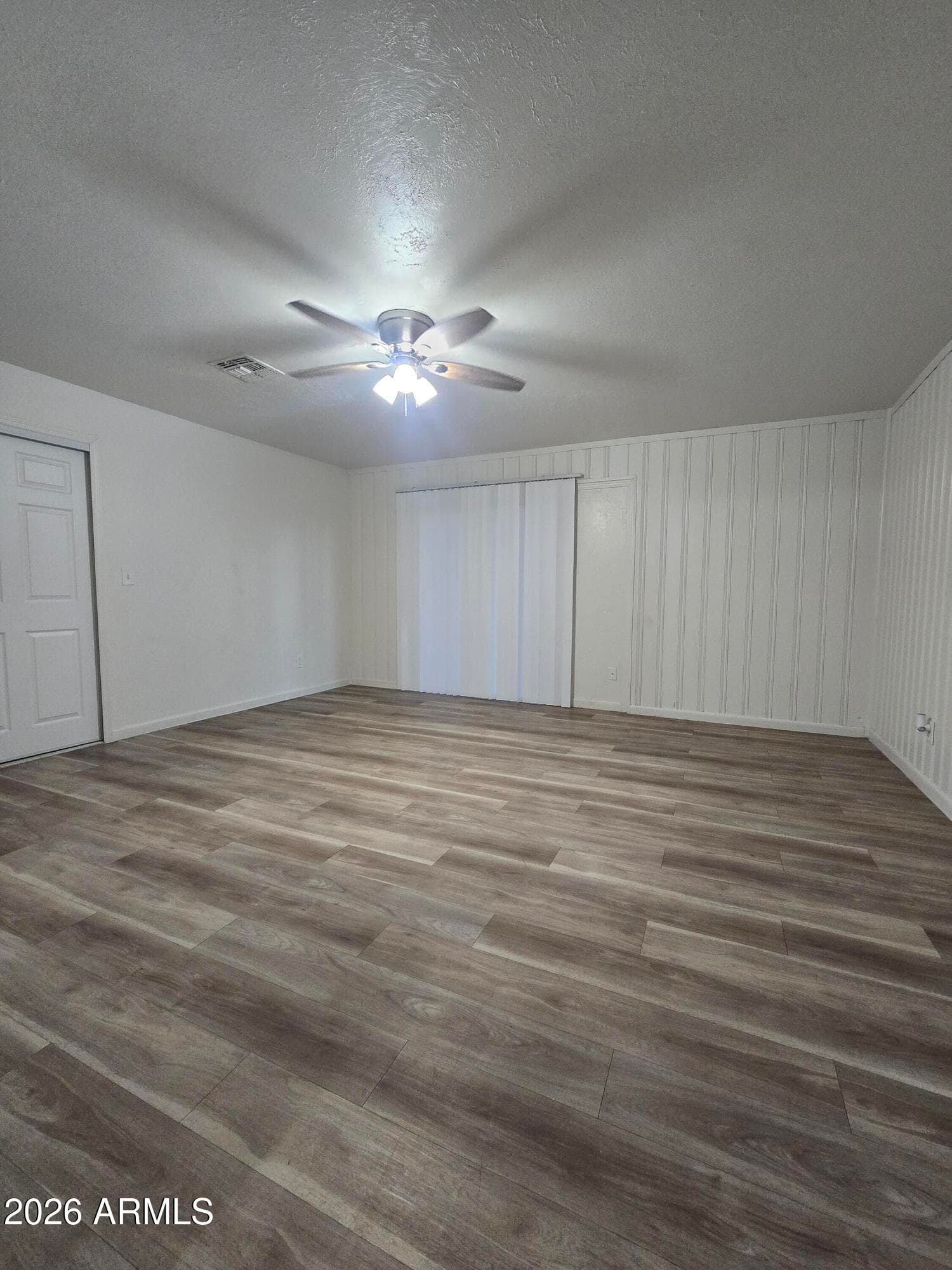 4924 W Catalina Drive, Phoenix, AZ 85031 — photo 8 of 26