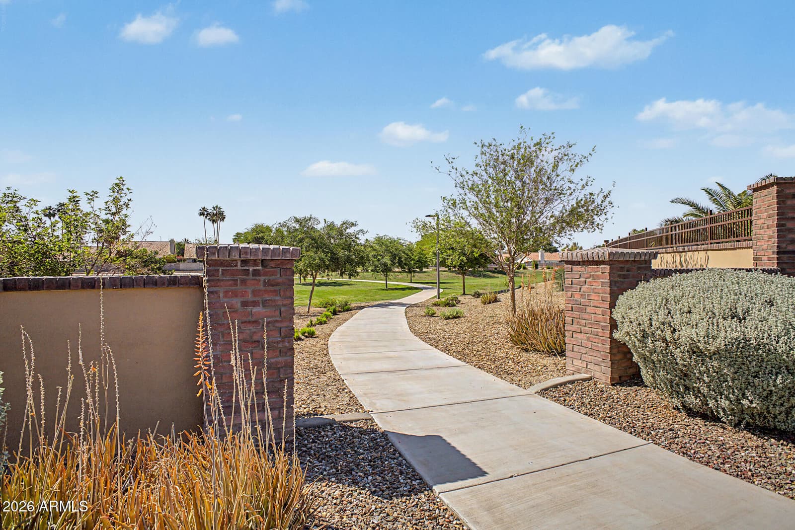 927 S SOHO Lane, Chandler, AZ 85225 — photo 43 of 47