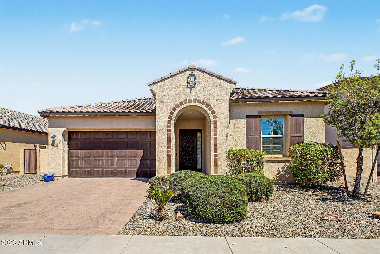 5387 S FOREST Avenue, Gilbert, AZ 85298 — photo 7 of 65