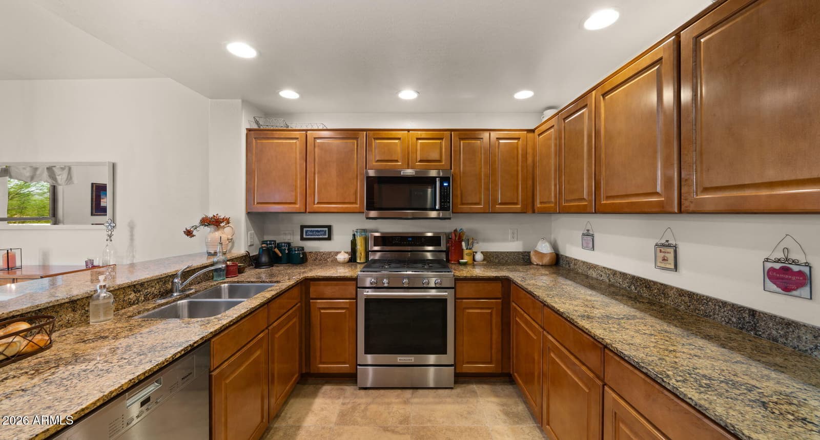 33550 N DOVE LAKES Drive 2010, Cave Creek, AZ 85331 — photo 13 of 34