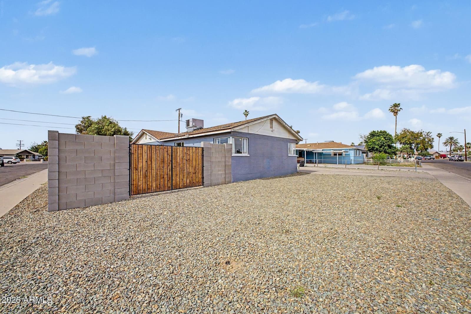 4738 W Fairmount Avenue, Phoenix, AZ 85031 — photo 3 of 26