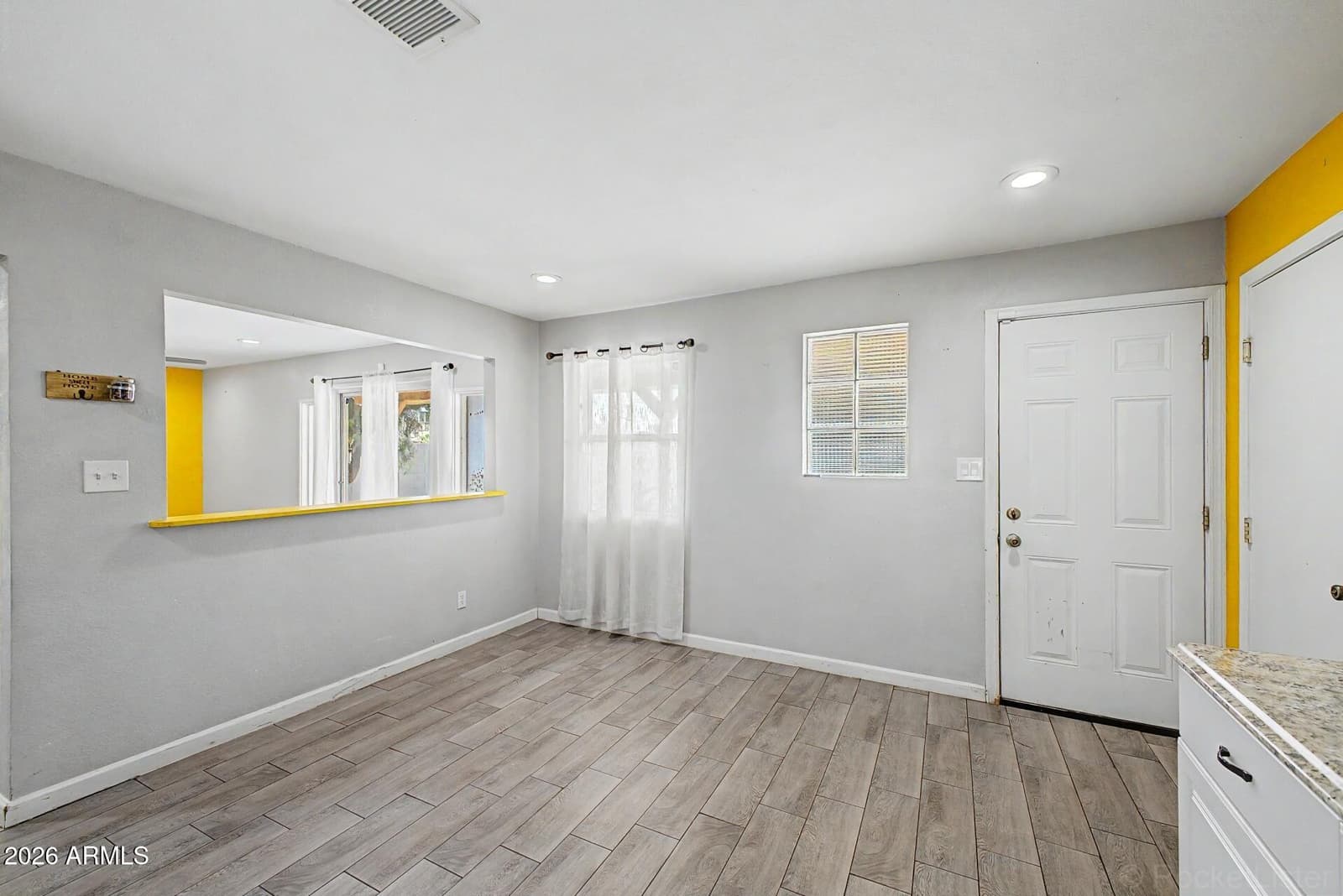 4738 W Fairmount Avenue, Phoenix, AZ 85031 — photo 4 of 26