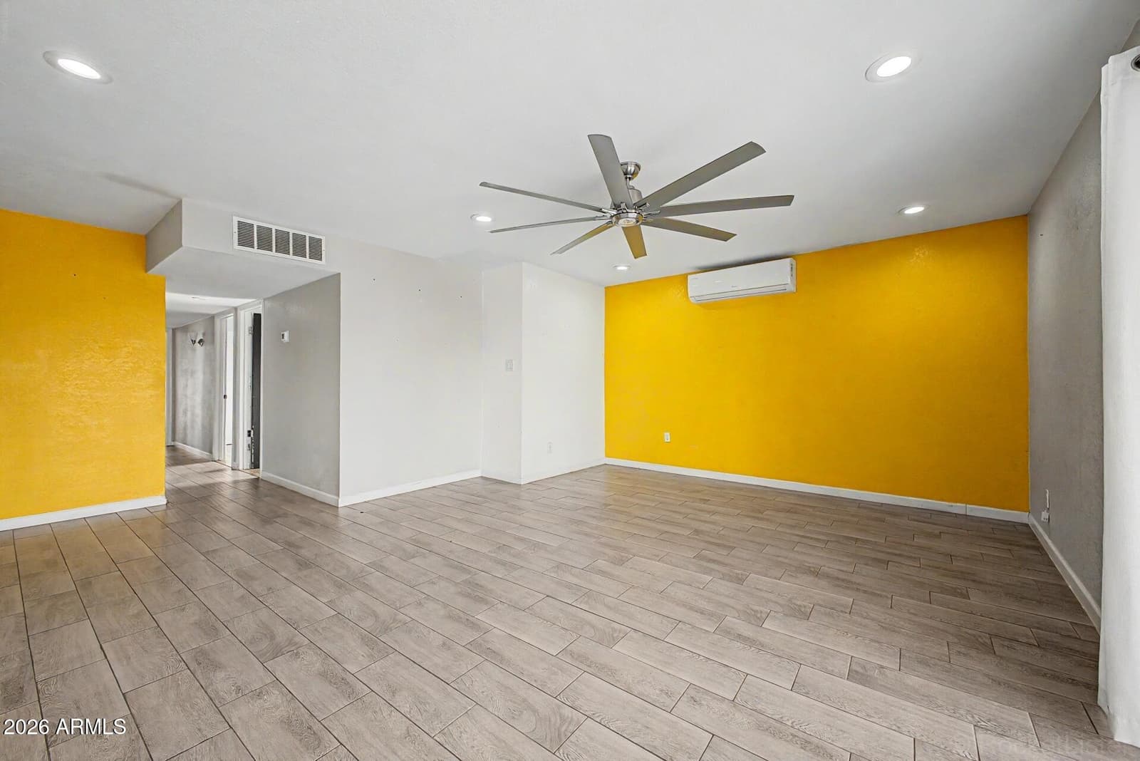 4738 W Fairmount Avenue, Phoenix, AZ 85031 — photo 7 of 26