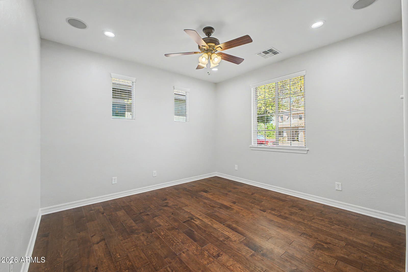 2559 E Penedes Drive, Gilbert, AZ 85298 — photo 10 of 74