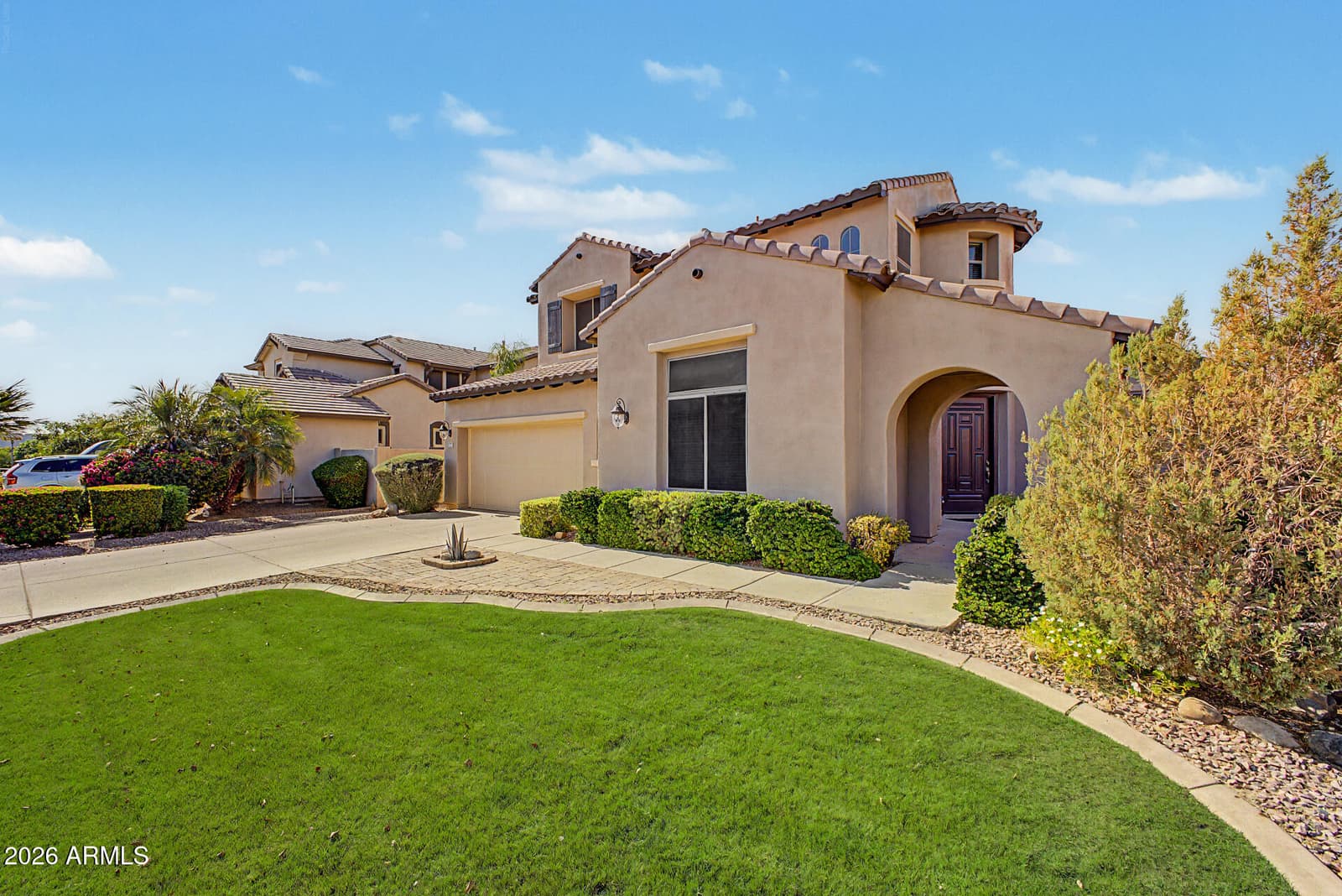 3334 E GRAND CANYON Drive, Chandler, AZ 85249 — photo 3 of 62