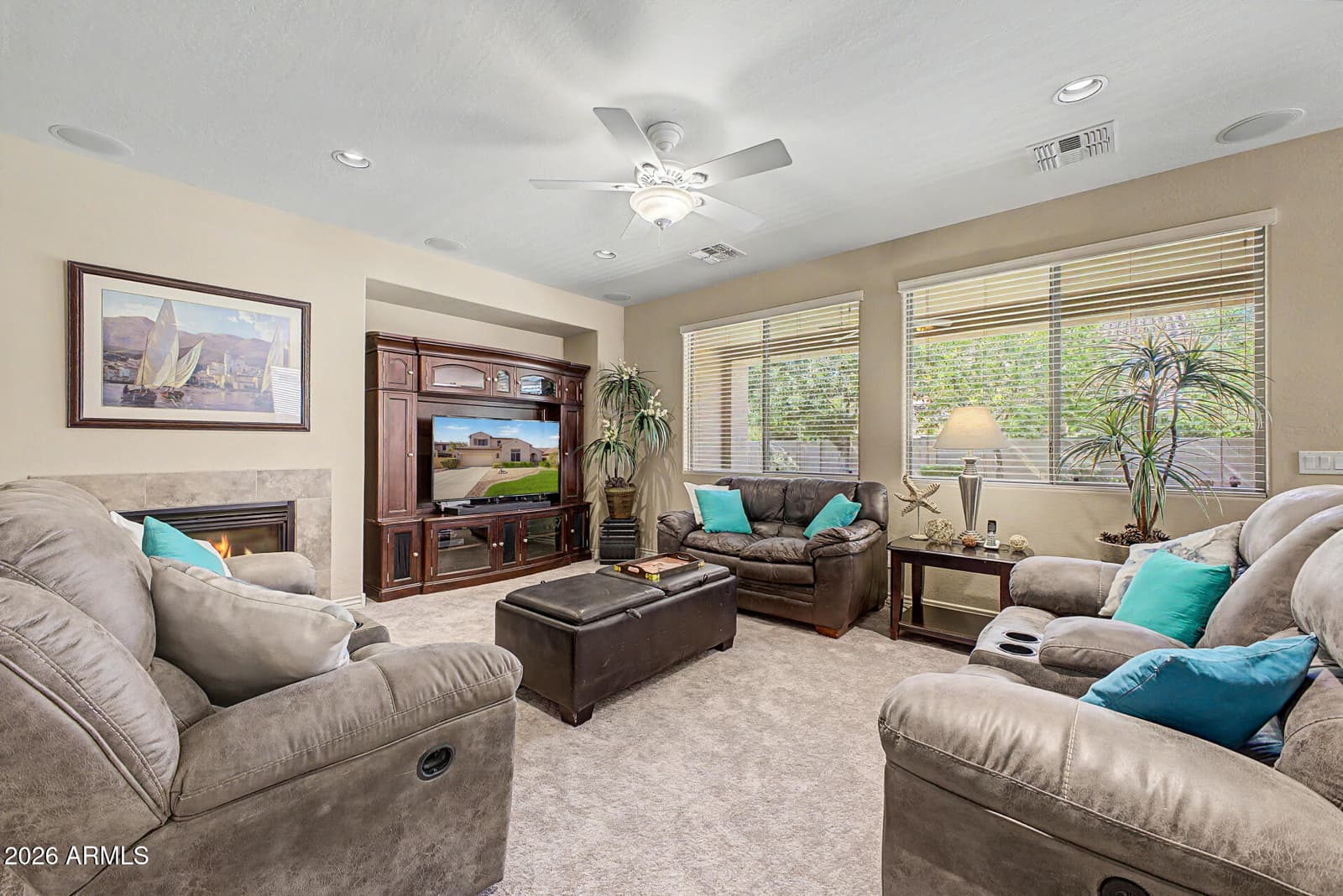 3334 E GRAND CANYON Drive, Chandler, AZ 85249 — photo 18 of 62