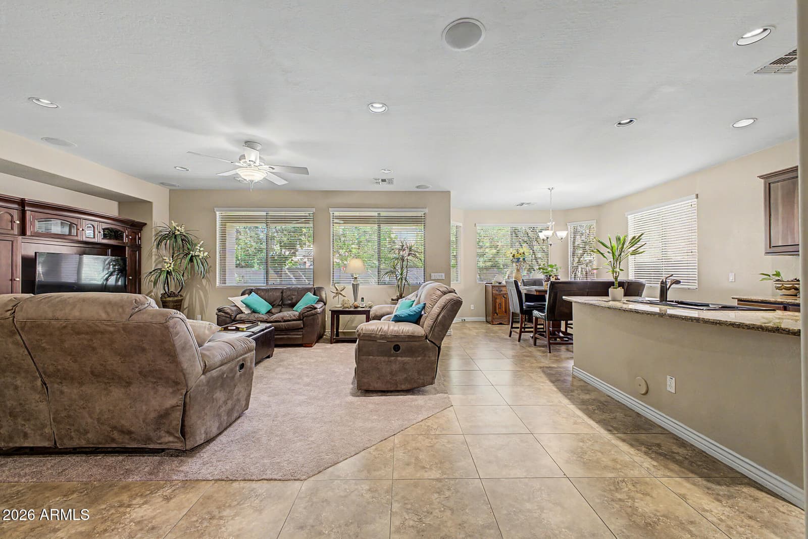 3334 E GRAND CANYON Drive, Chandler, AZ 85249 — photo 21 of 62