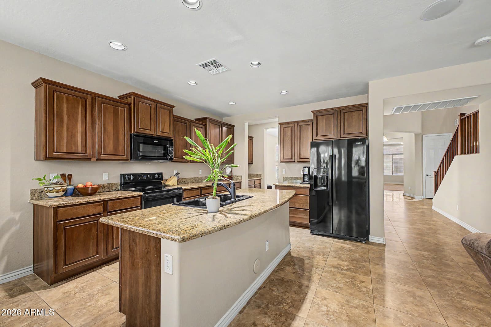 3334 E GRAND CANYON Drive, Chandler, AZ 85249 — photo 28 of 62