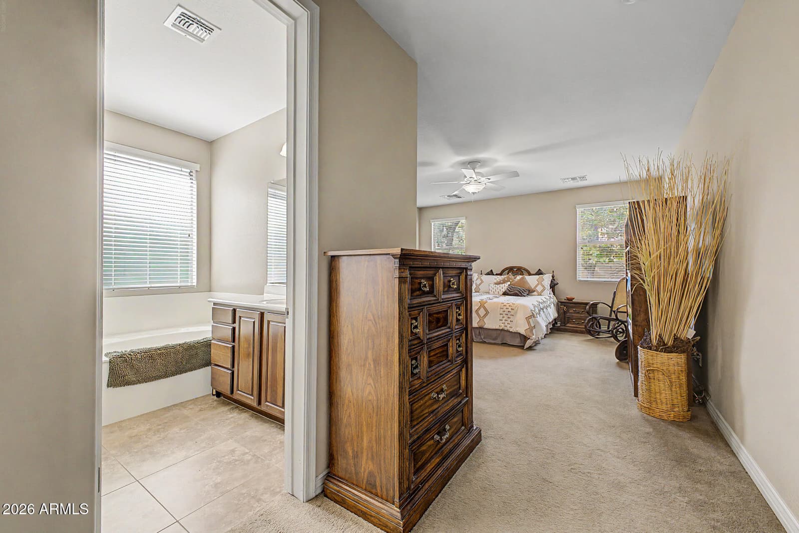 3334 E GRAND CANYON Drive, Chandler, AZ 85249 — photo 30 of 62