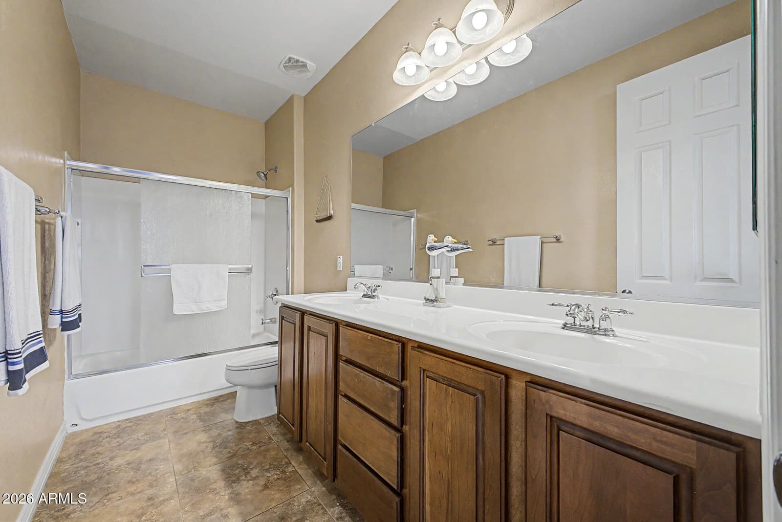 3334 E GRAND CANYON Drive, Chandler, AZ 85249 — photo 38 of 62