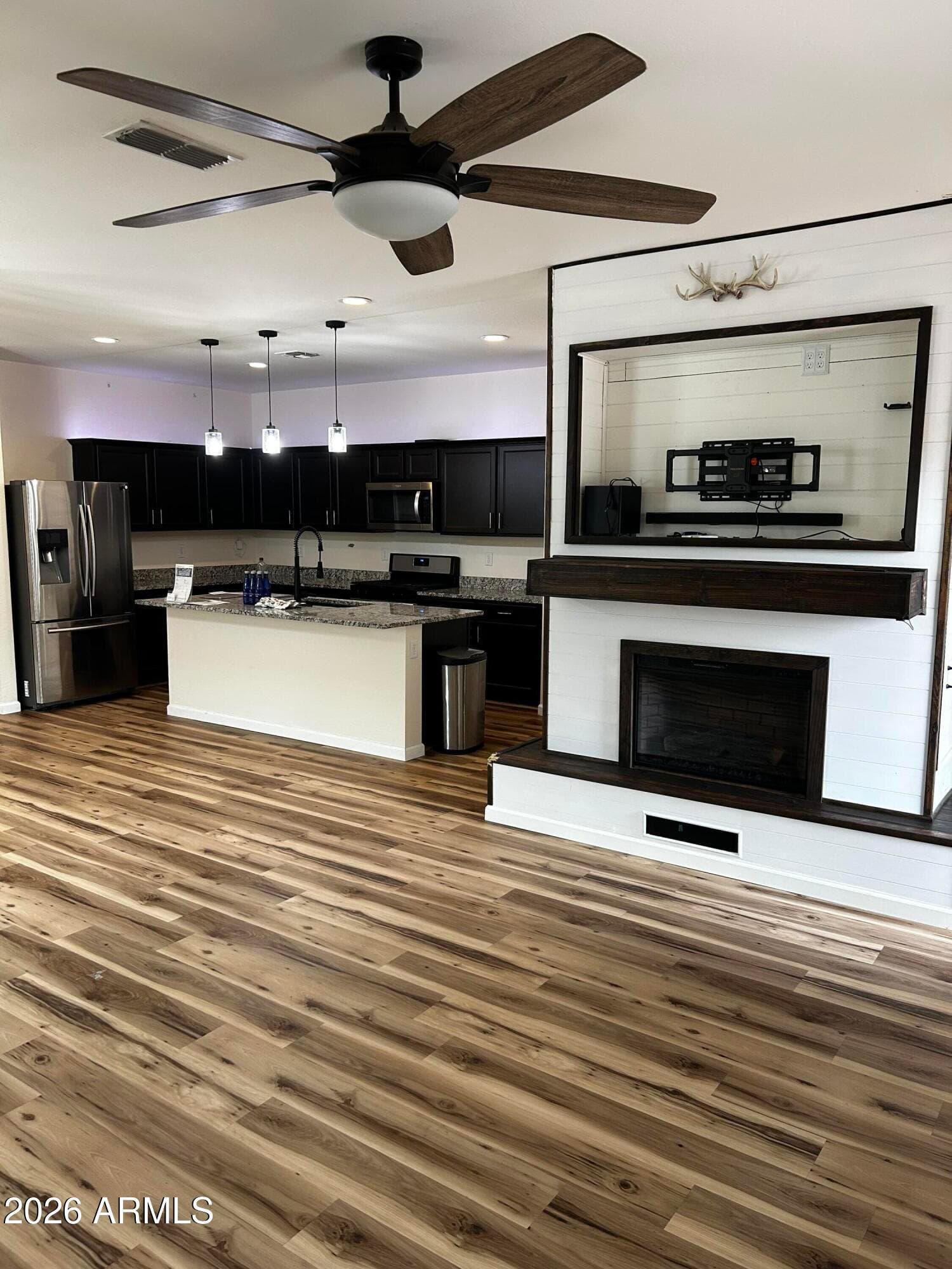 304 W White Sands Drive, San Tan Valley, AZ 85140 — photo 5 of 14
