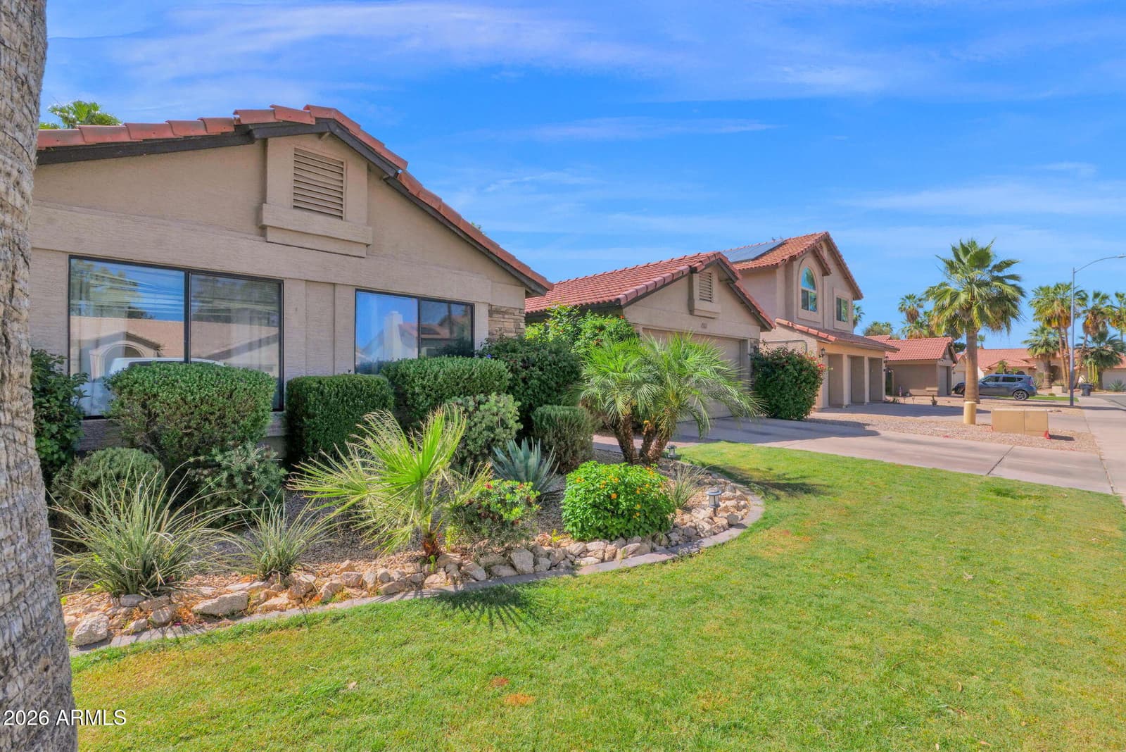 410 S JAY Street, Chandler, AZ 85225 — photo 3 of 34