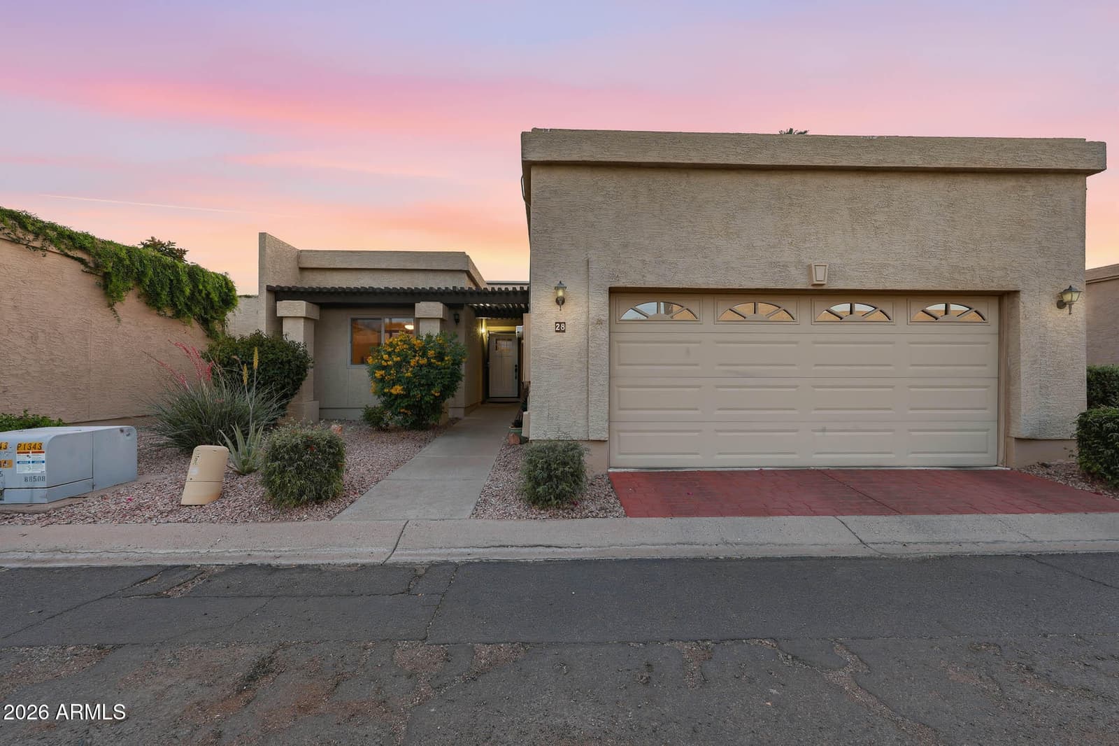 1360 E BROWN Road 28, Mesa, AZ 85203