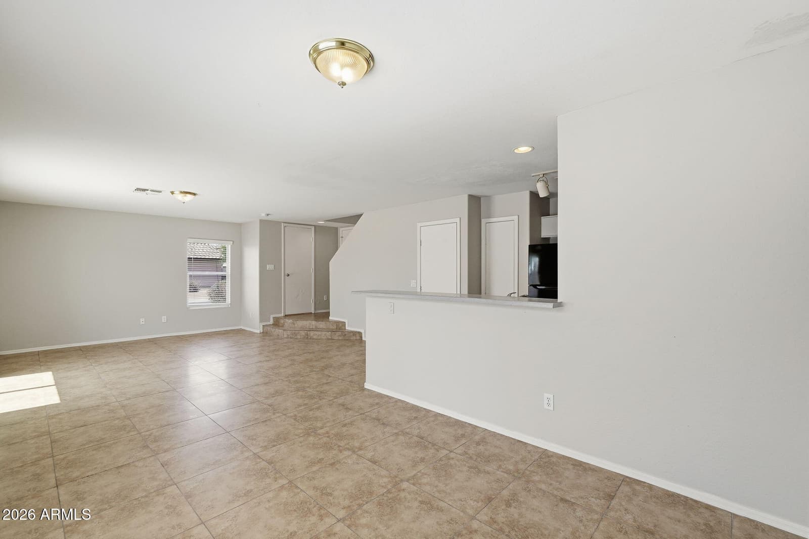 11239 W ROMA Avenue, Phoenix, AZ 85037 — photo 5 of 36