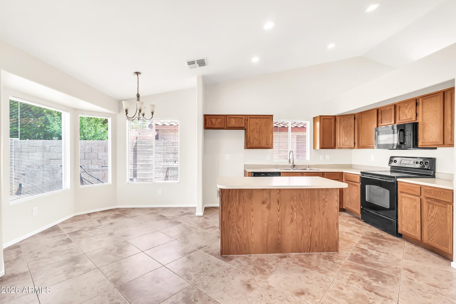 5910 W COMMONWEALTH Avenue, Chandler, AZ 85226 — photo 22 of 45