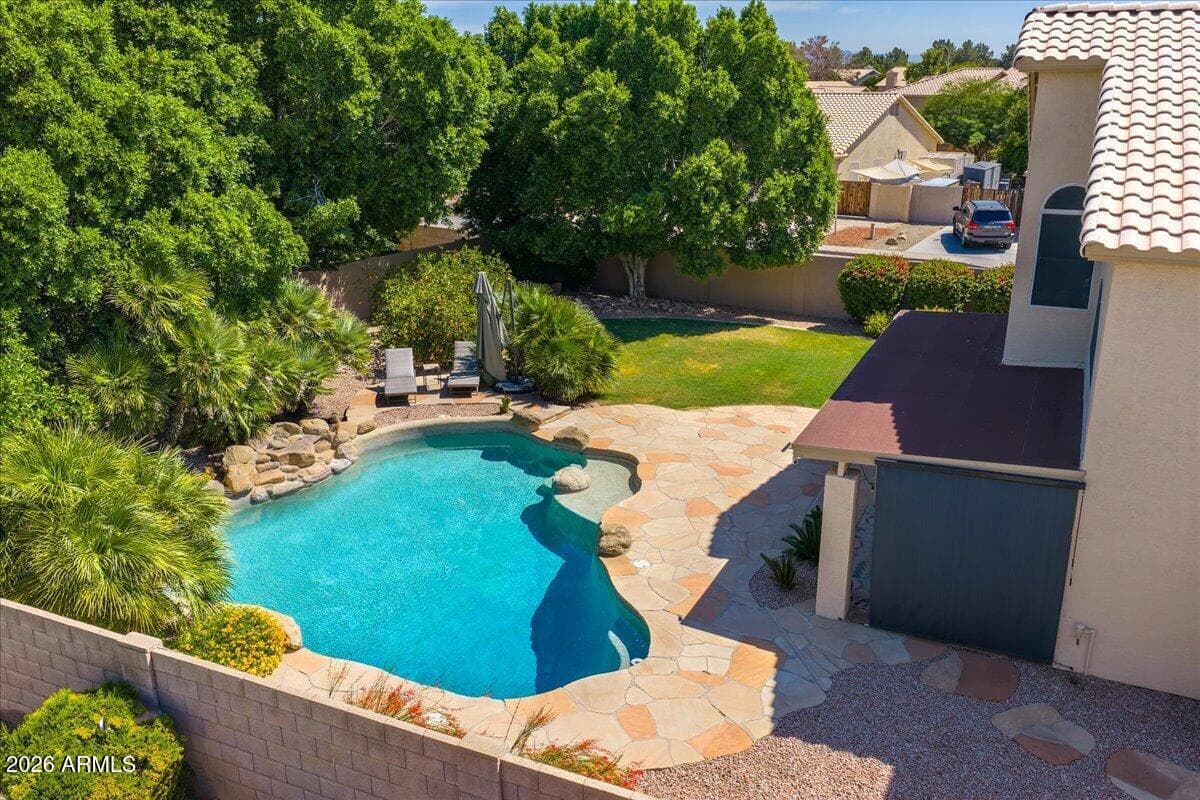 1054 E GOLDEN Court, Chandler, AZ 85225 — photo 2 of 53