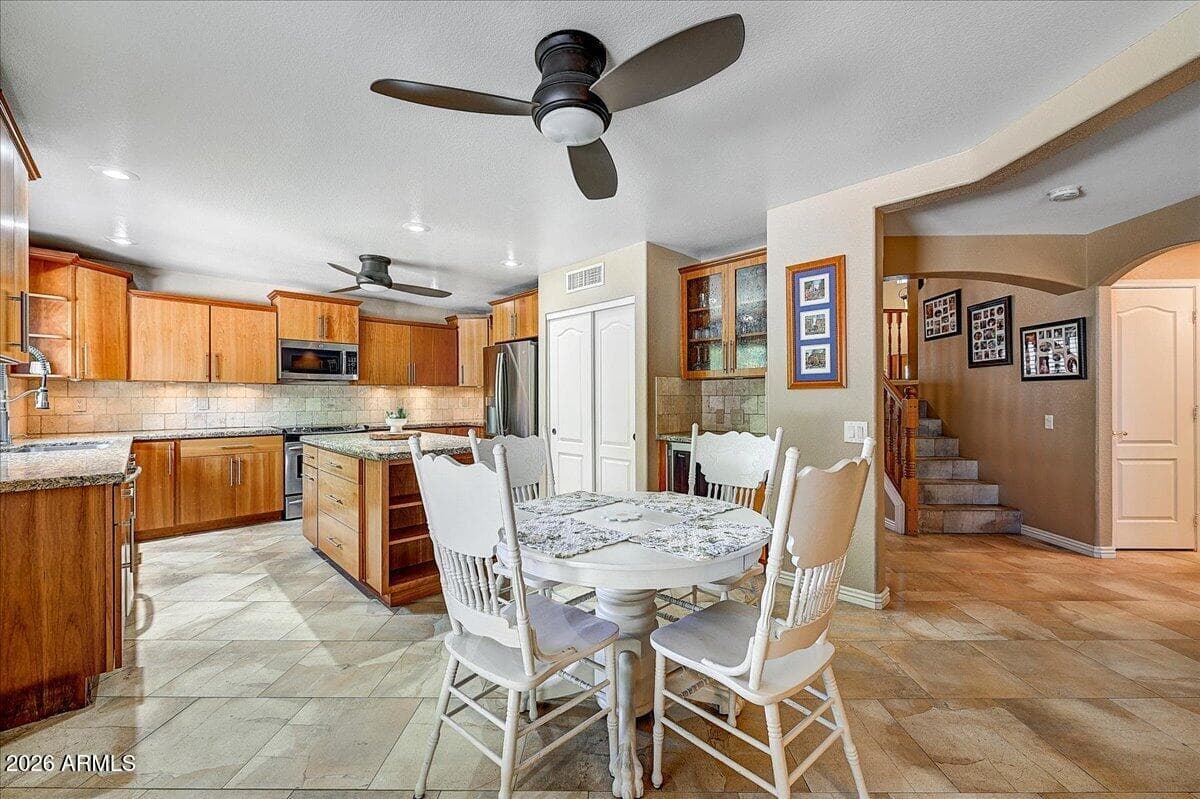 1054 E GOLDEN Court, Chandler, AZ 85225 — photo 21 of 53