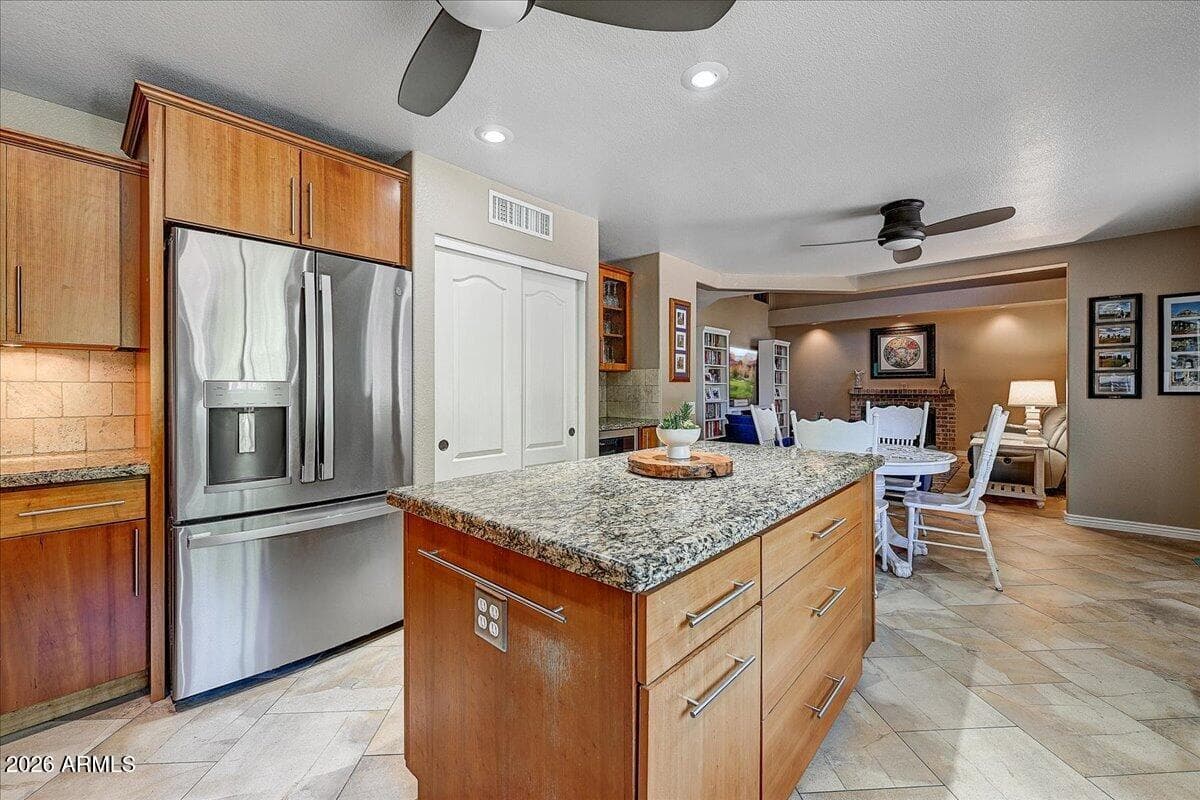 1054 E GOLDEN Court, Chandler, AZ 85225 — photo 23 of 53