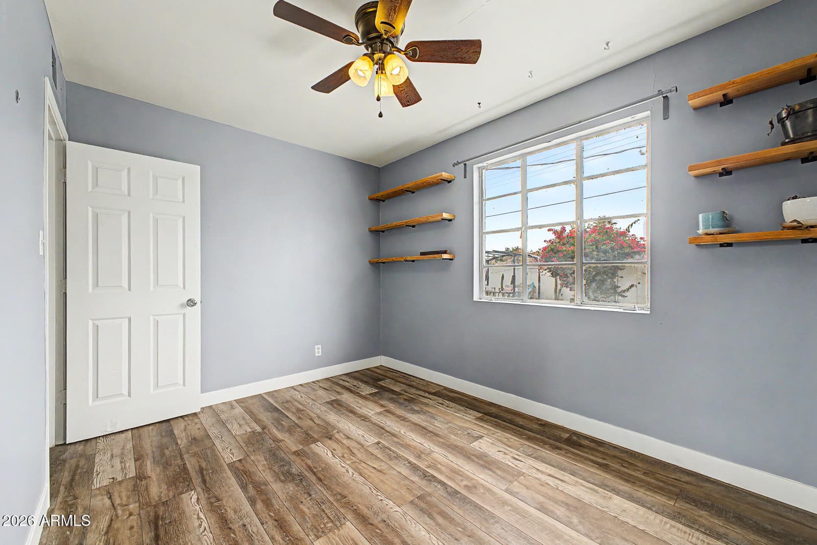 2037 W State Avenue, Phoenix, AZ 85021 — photo 12 of 27