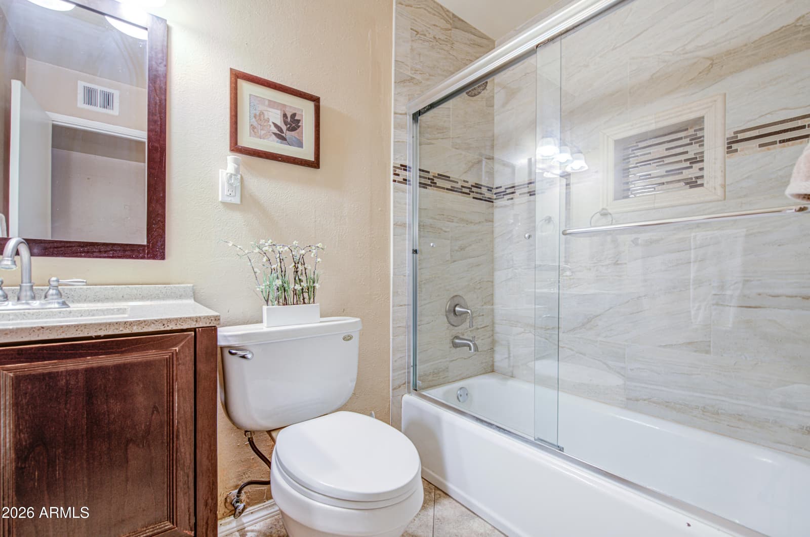3428 W TUCKEY Lane, Phoenix, AZ 85017 — photo 9 of 16