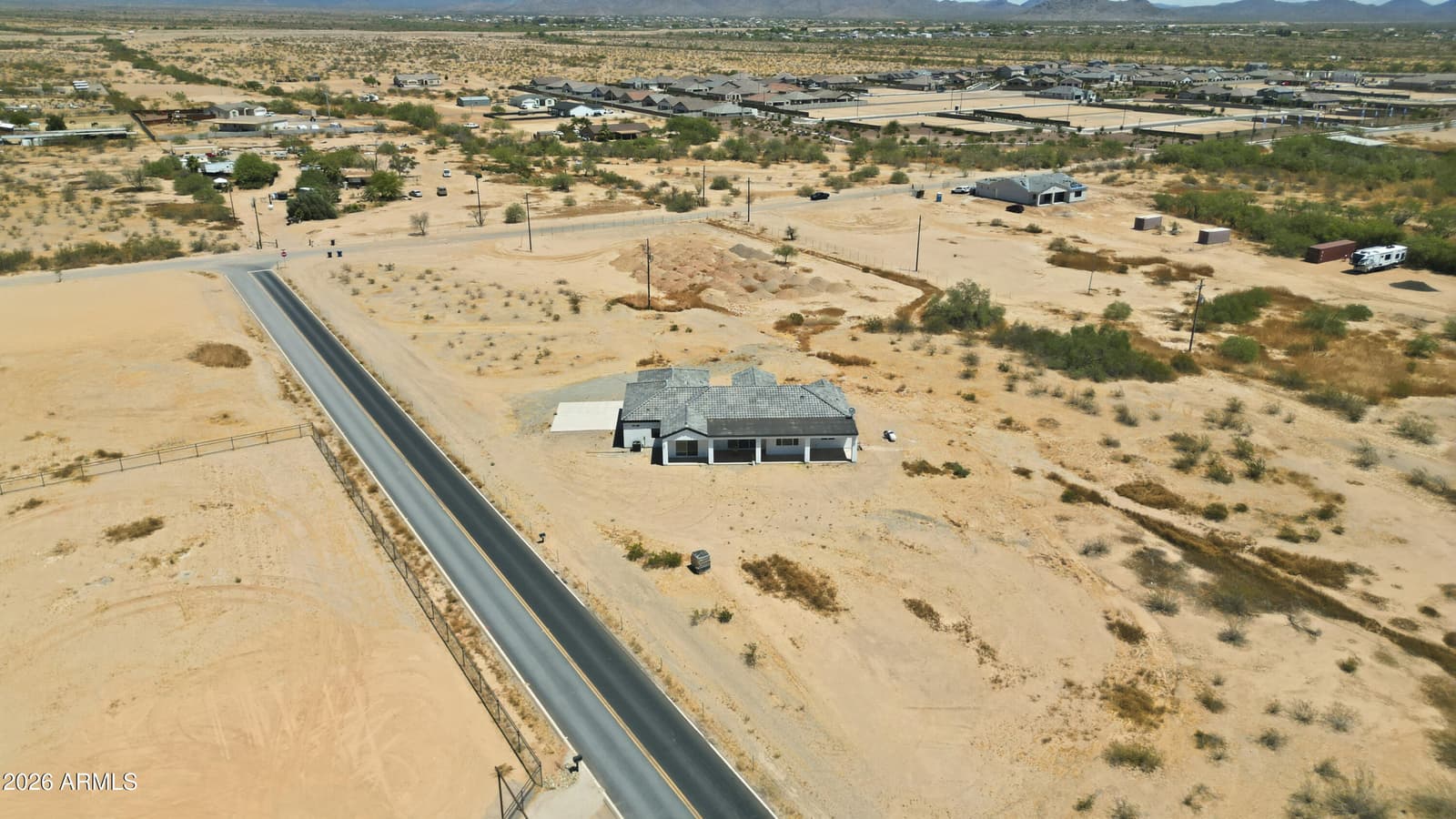 17587 W Dale Lane, Surprise, AZ 85387 — photo 11 of 40