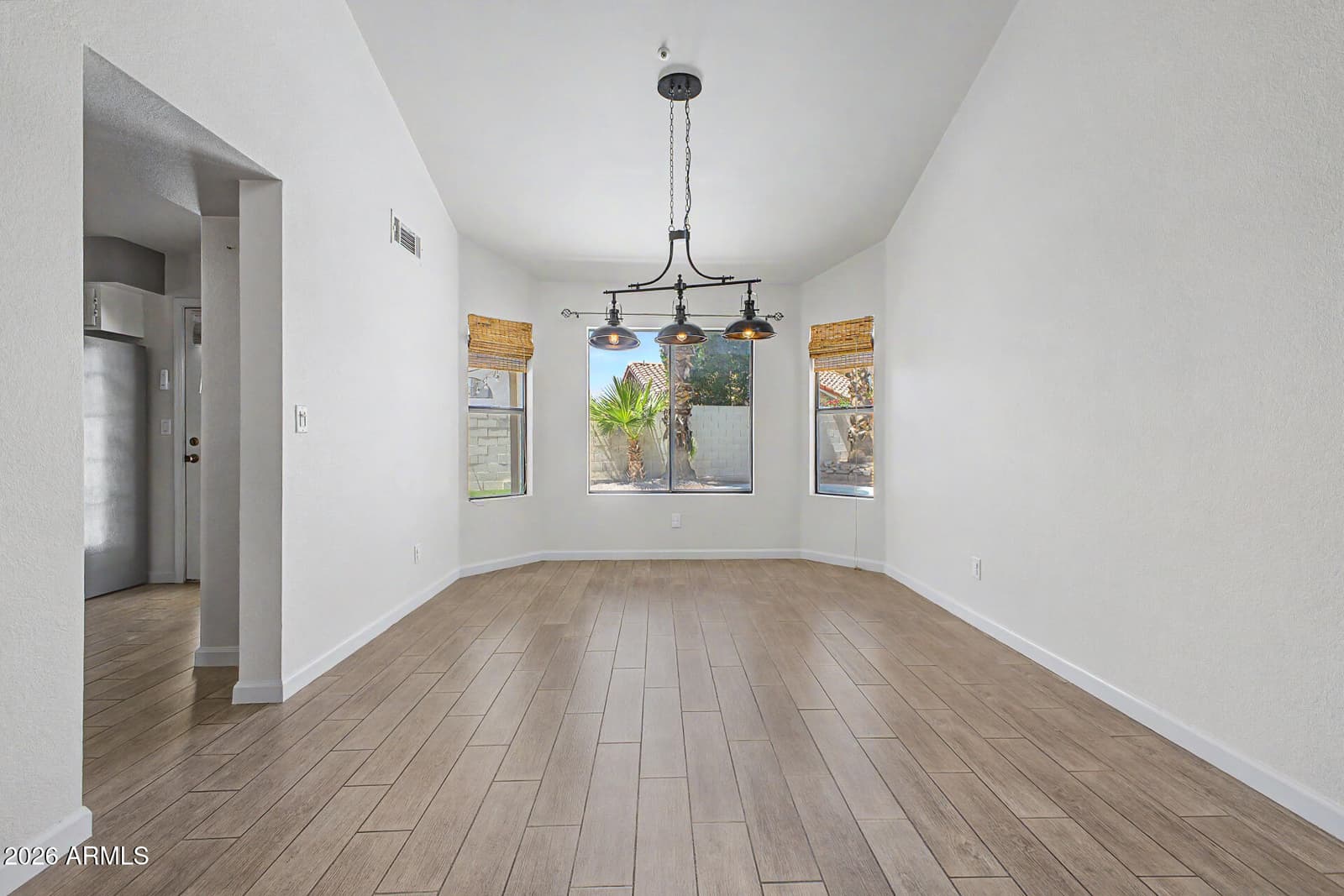 10362 E DAVENPORT Drive, Scottsdale, AZ 85260 — photo 10 of 32