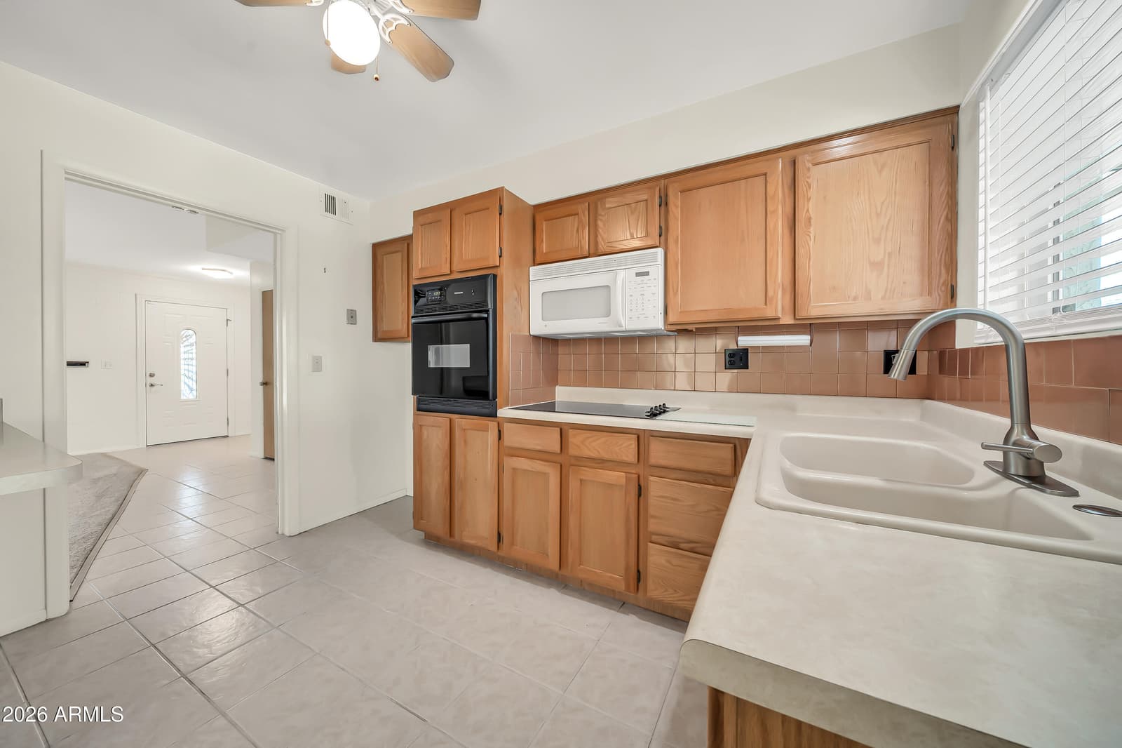11007 N 109th Avenue, Sun City, AZ 85351 — photo 13 of 44