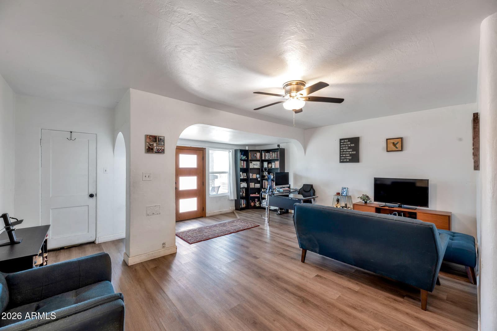 1505 E Willetta Street, Phoenix, AZ 85006 — photo 5 of 32