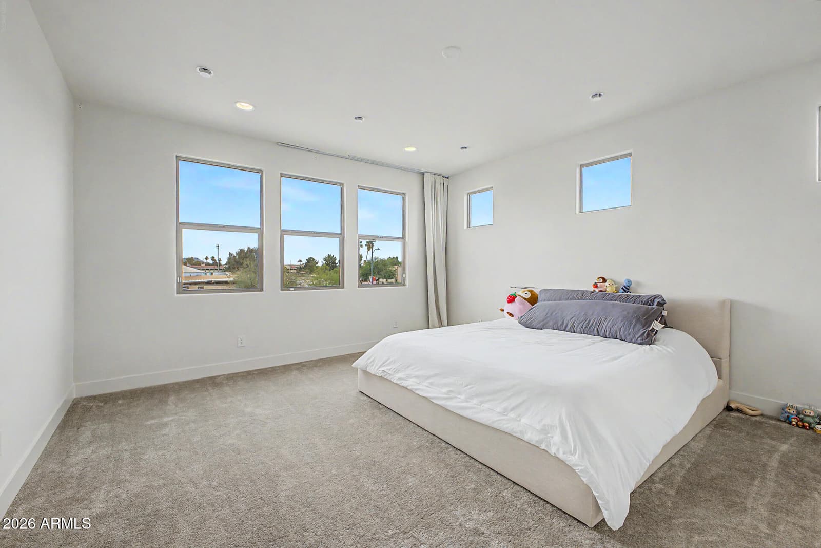 5844 W MAUNA LOA Lane, Glendale, AZ 85306 — photo 19 of 52