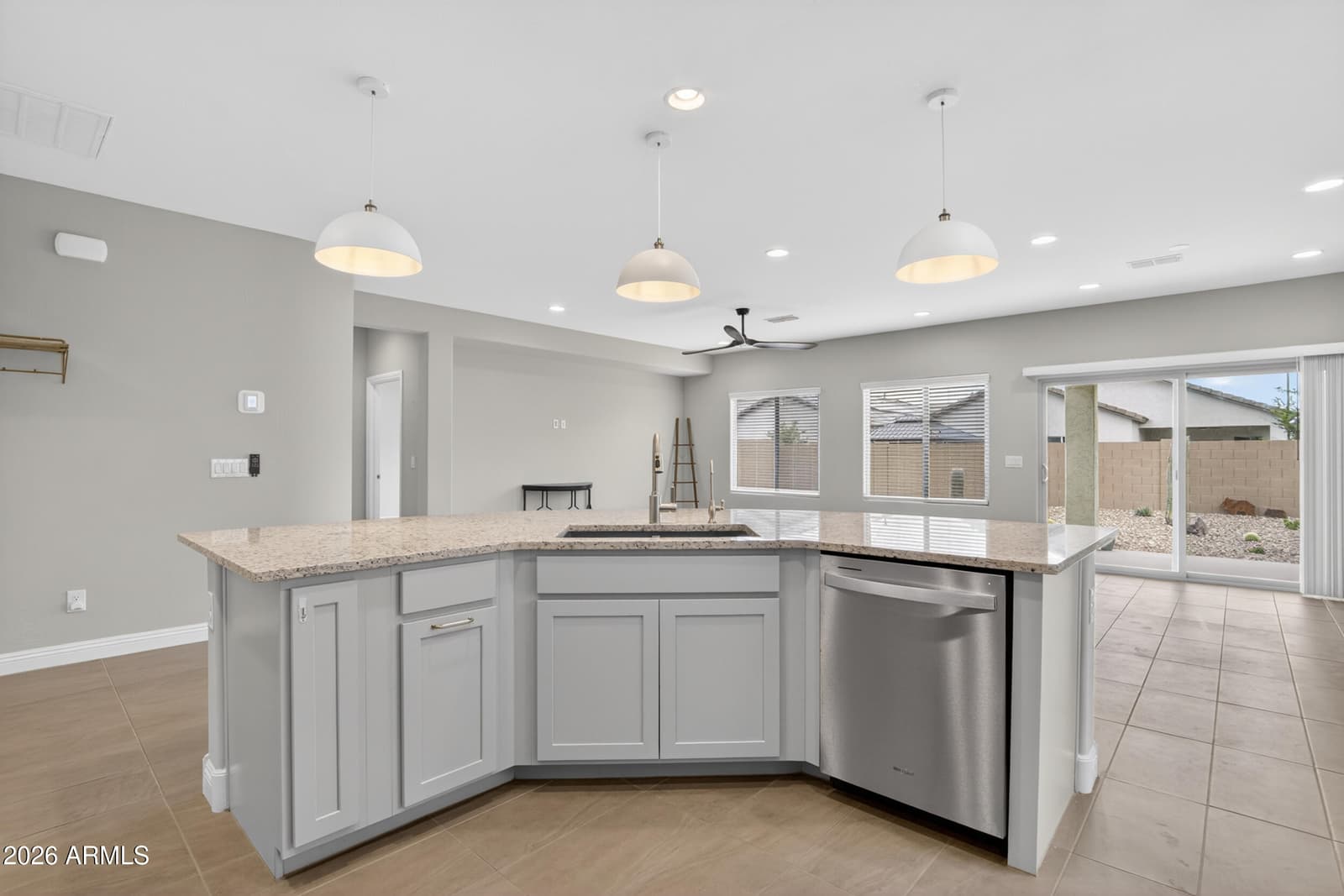 2869 N Coronado Drive, Florence, AZ 85132 — photo 10 of 45